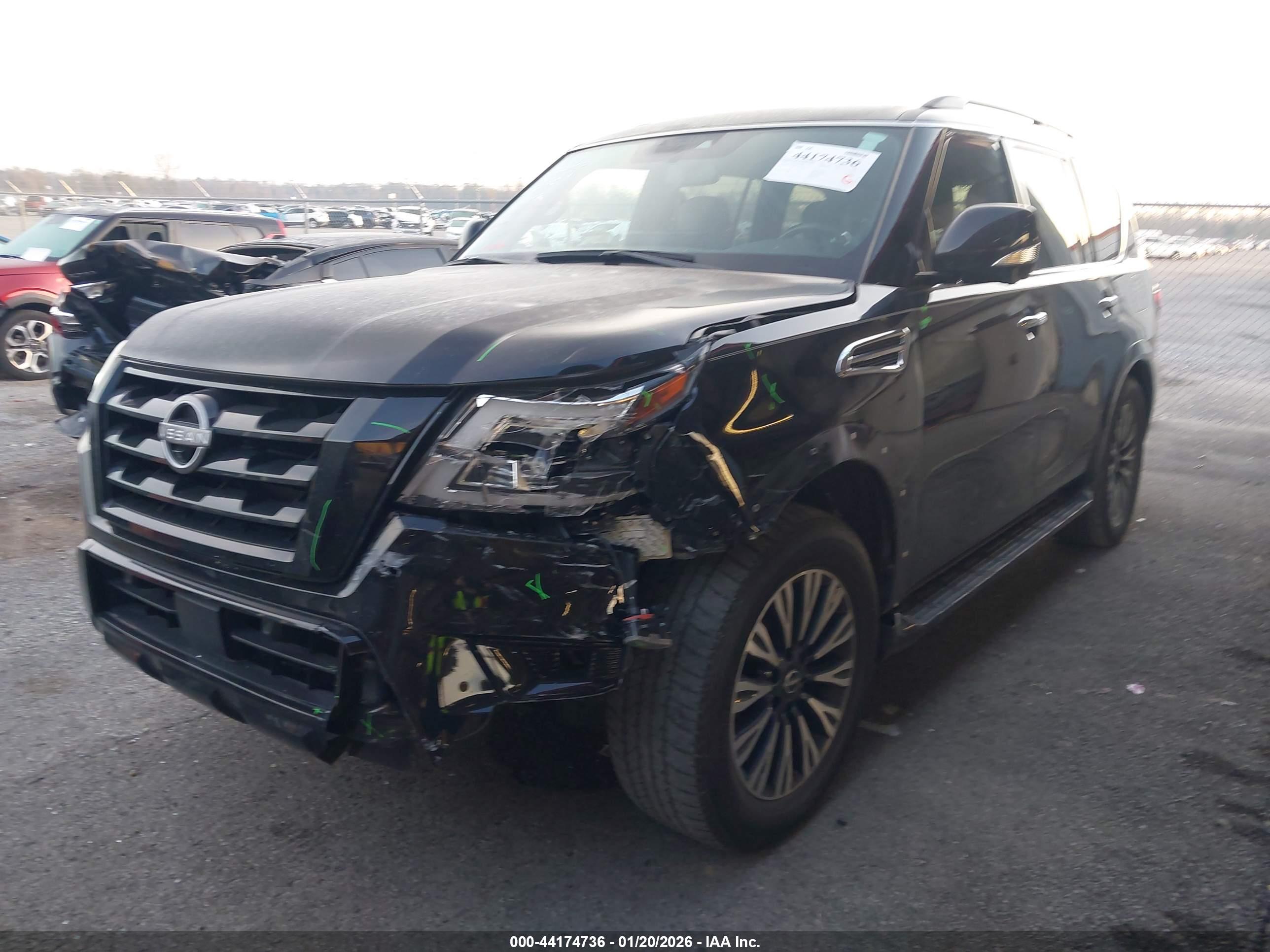 NISSAN ARMADA image 2