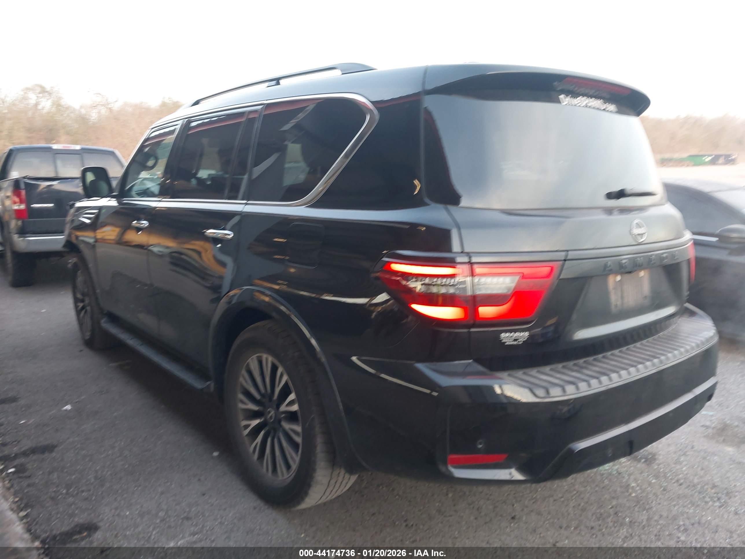 NISSAN ARMADA image 3