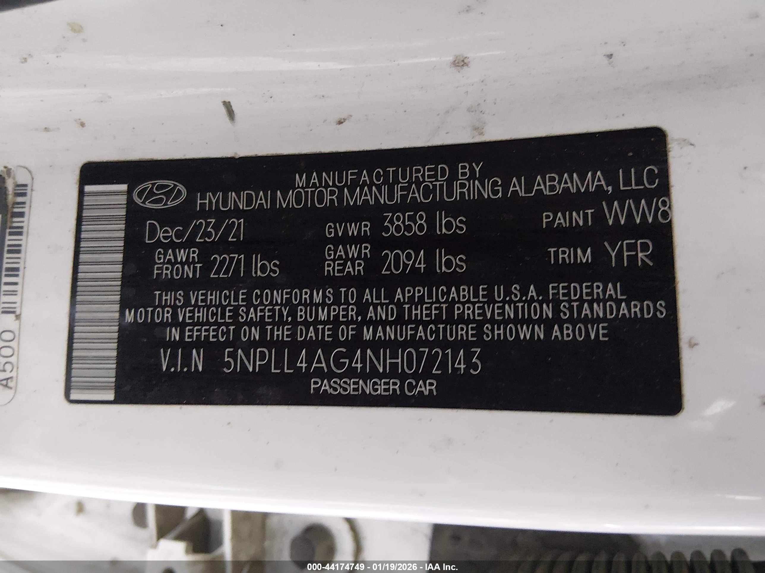 HYUNDAI ELANTRA image 9