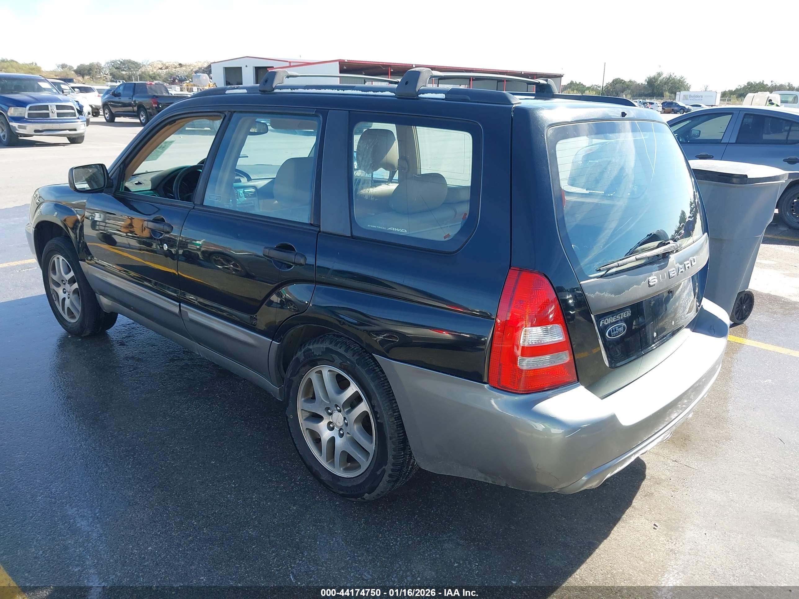 SUBARU FORESTER image 3