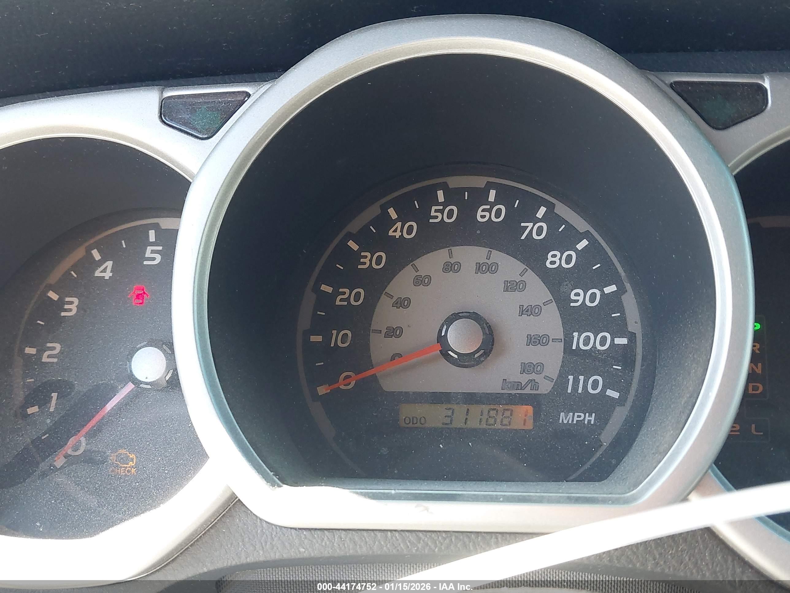 TOYOTA 4RUNNER image 7