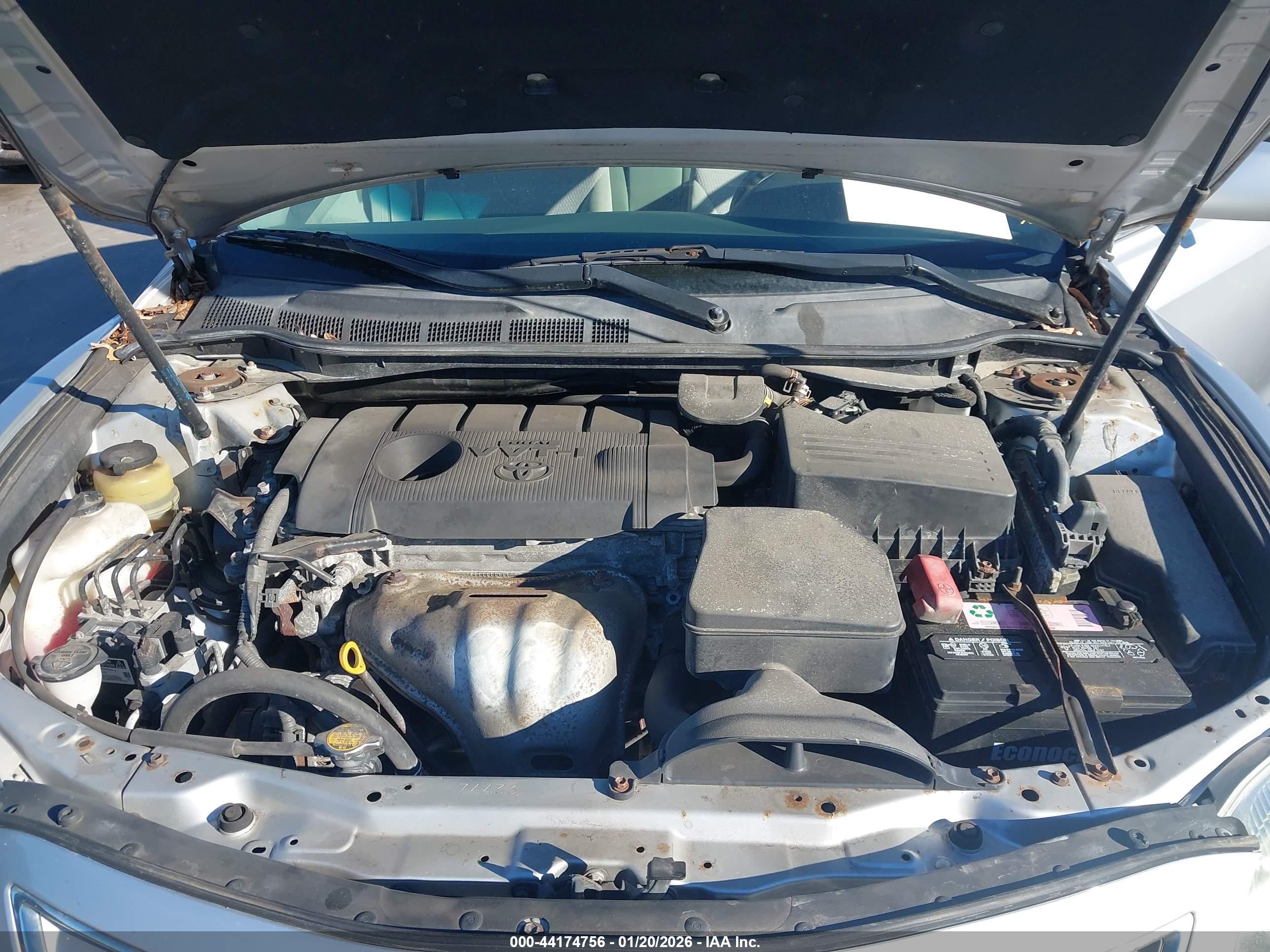 TOYOTA CAMRY image 10