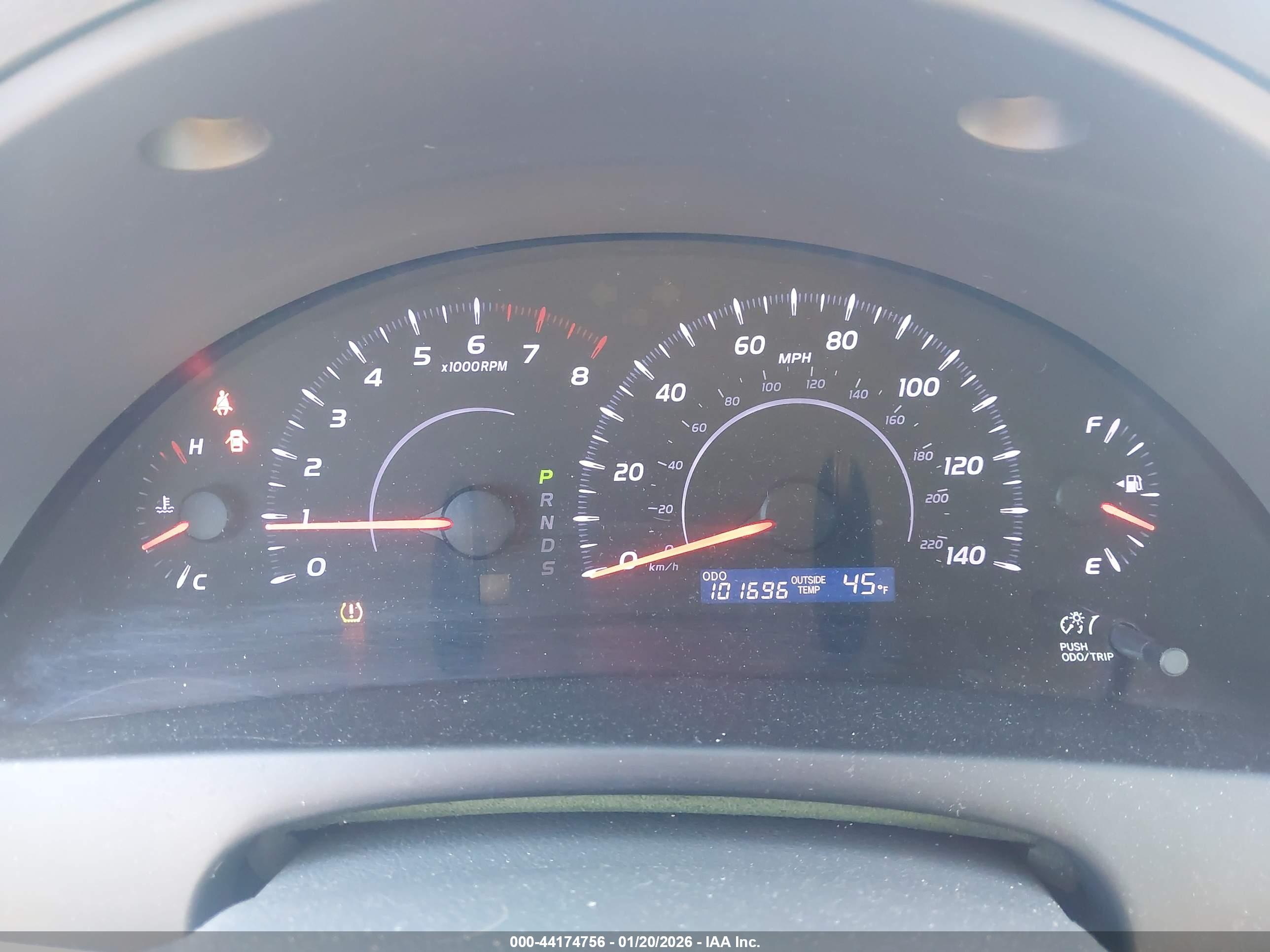 TOYOTA CAMRY image 7