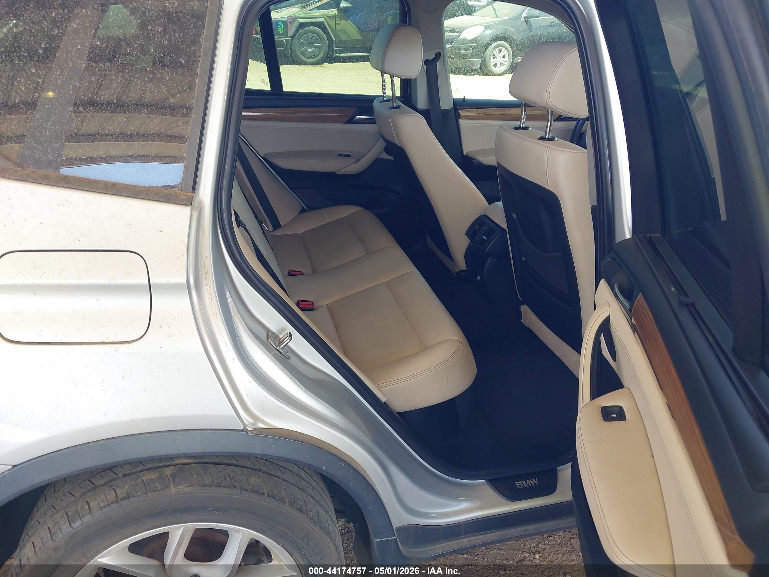 BMW X3 image 8