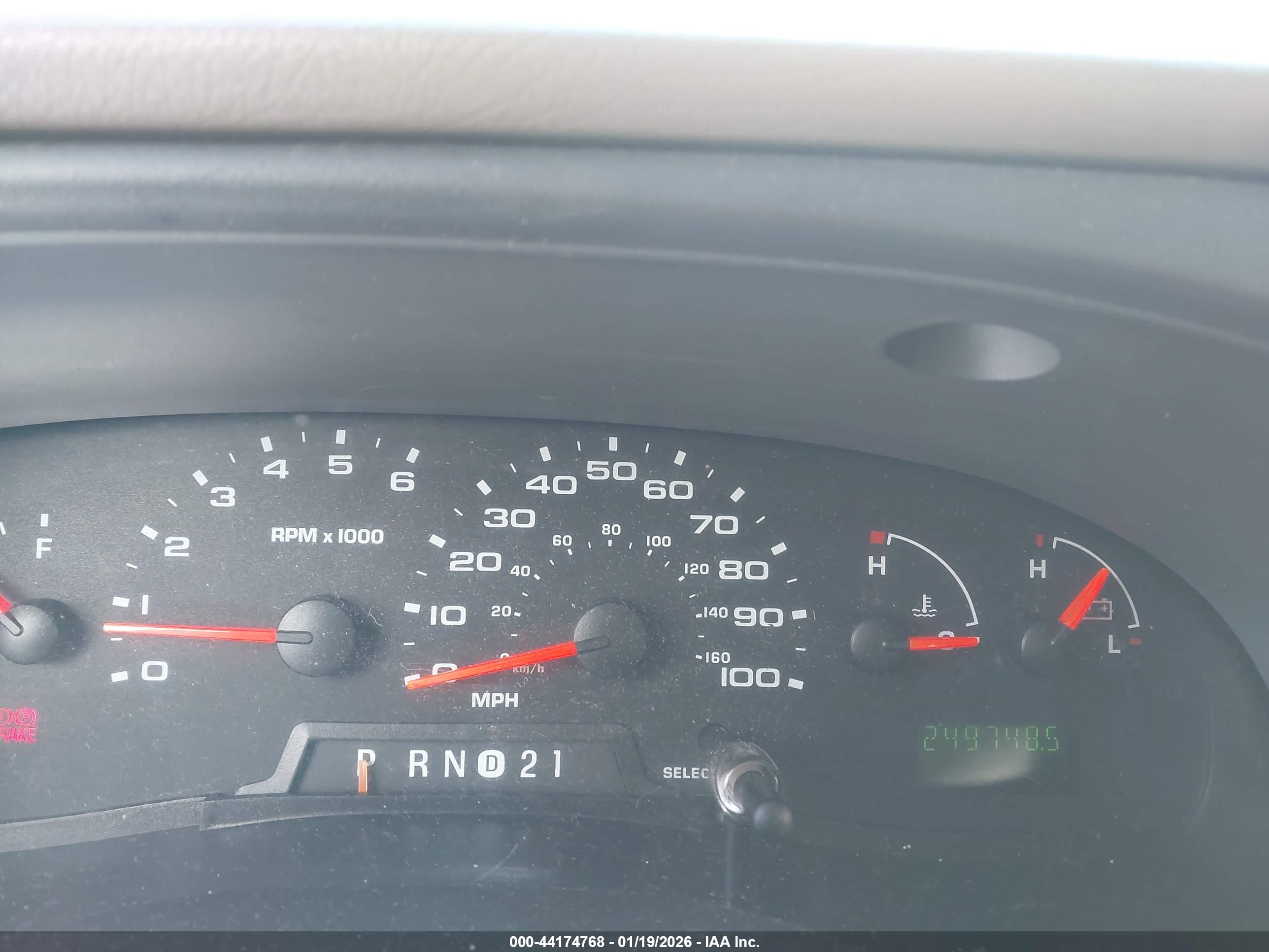 FORD E-350 image 7