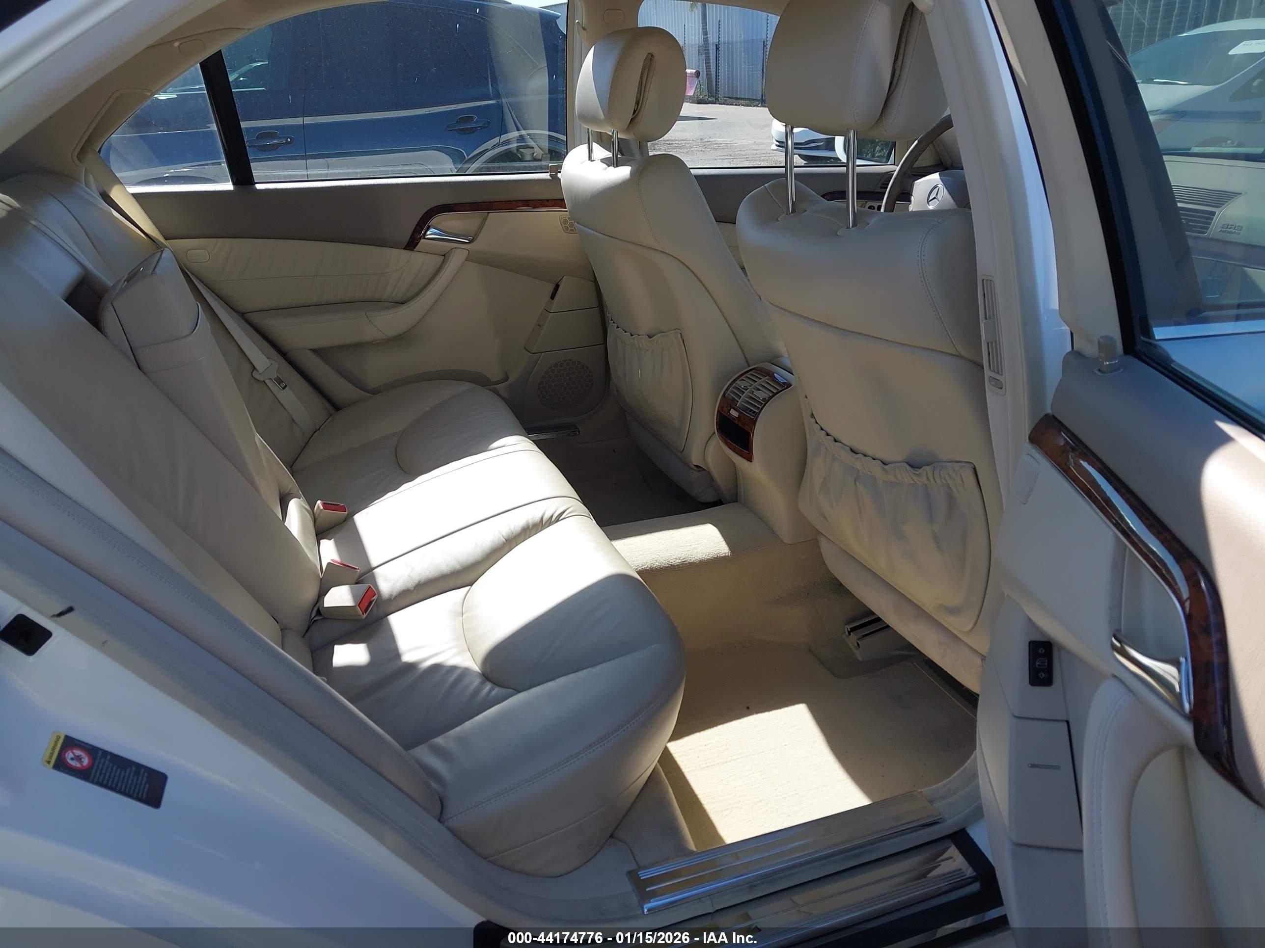 MERCEDES-BENZ S image 8