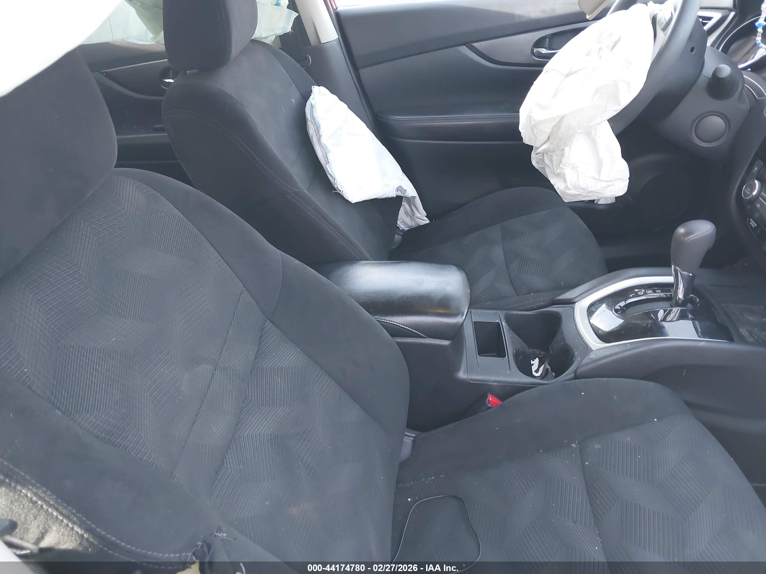 NISSAN ROGUE image 5