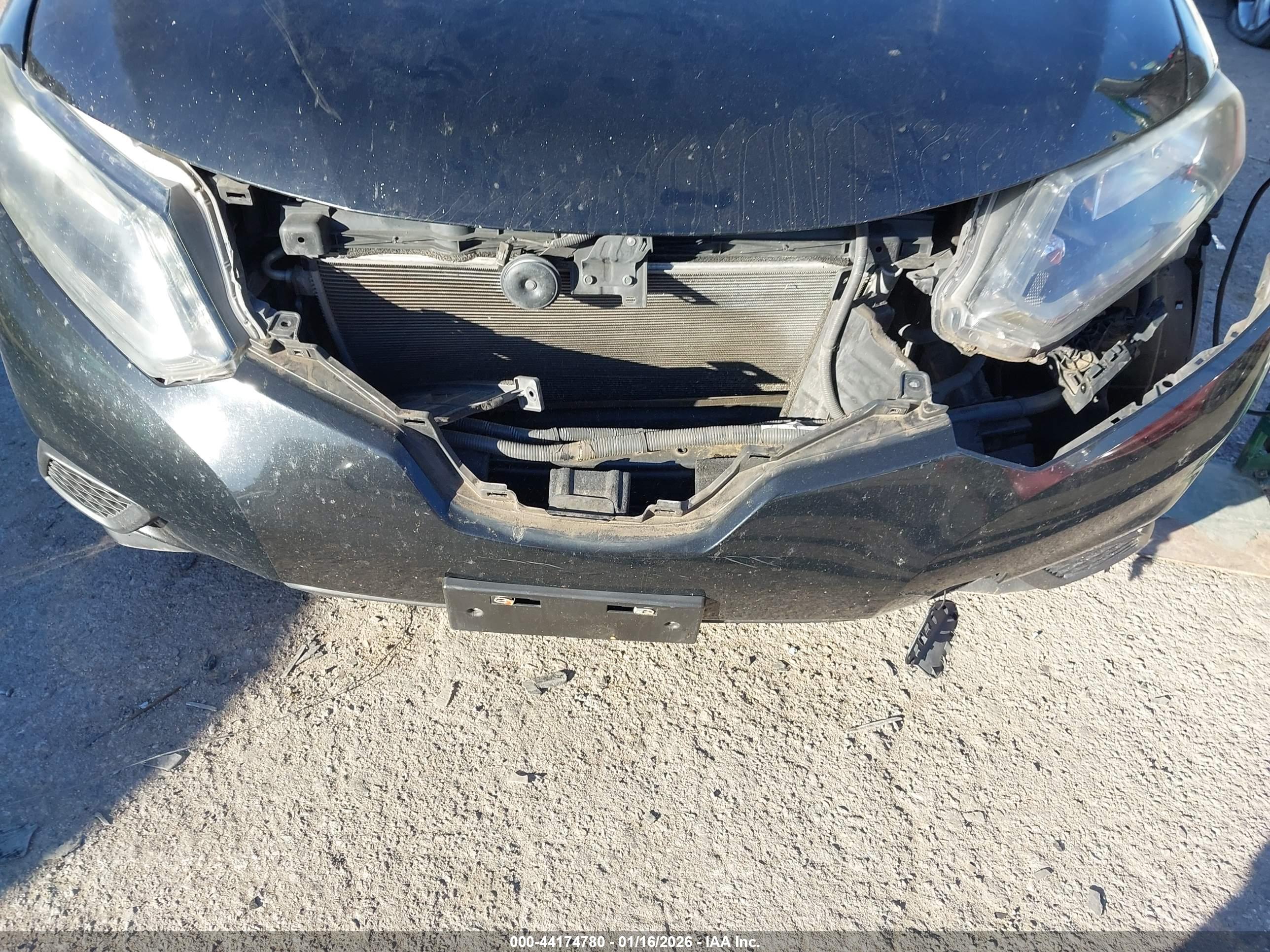 NISSAN ROGUE image 6