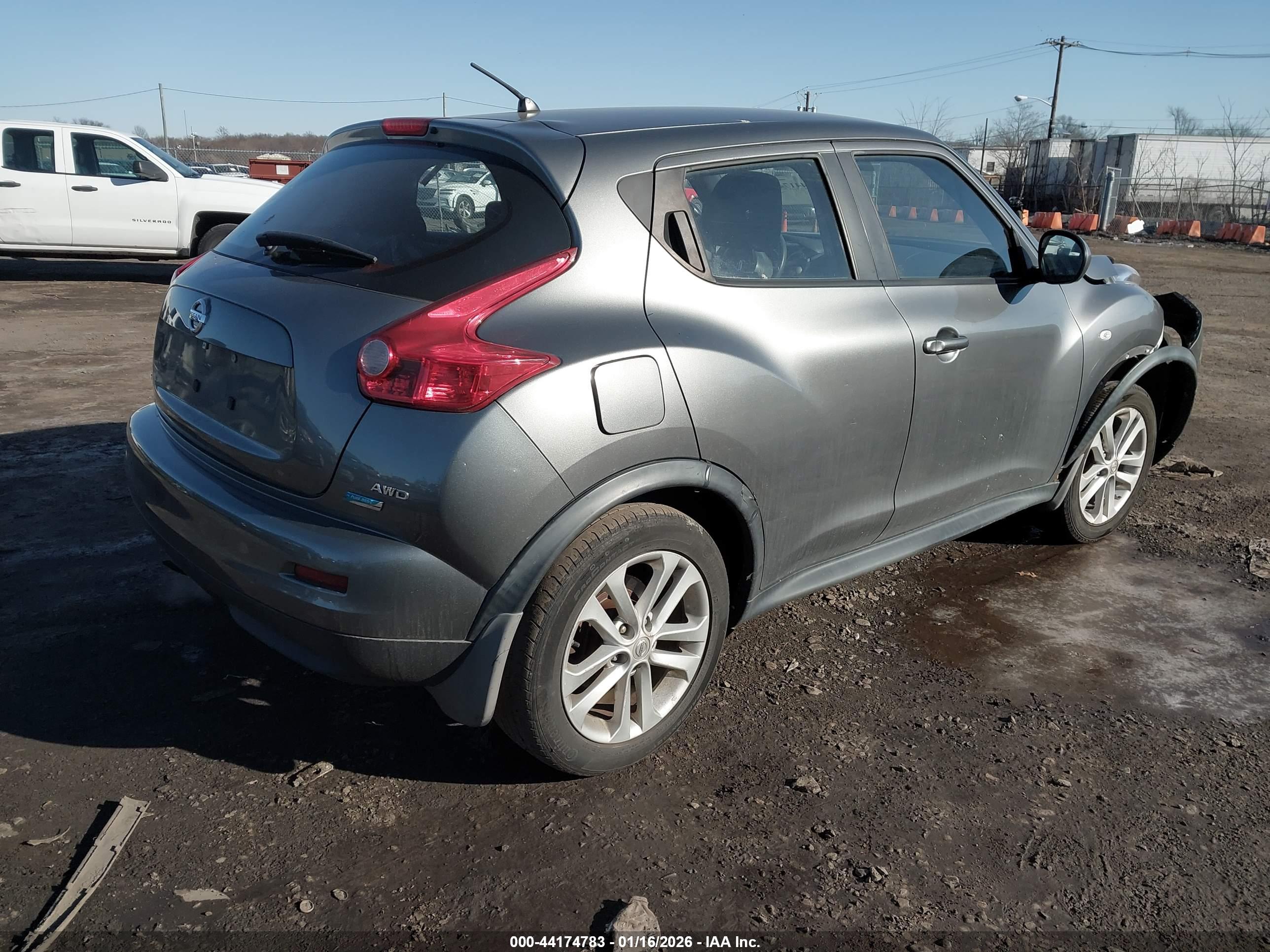 NISSAN JUKE image 4