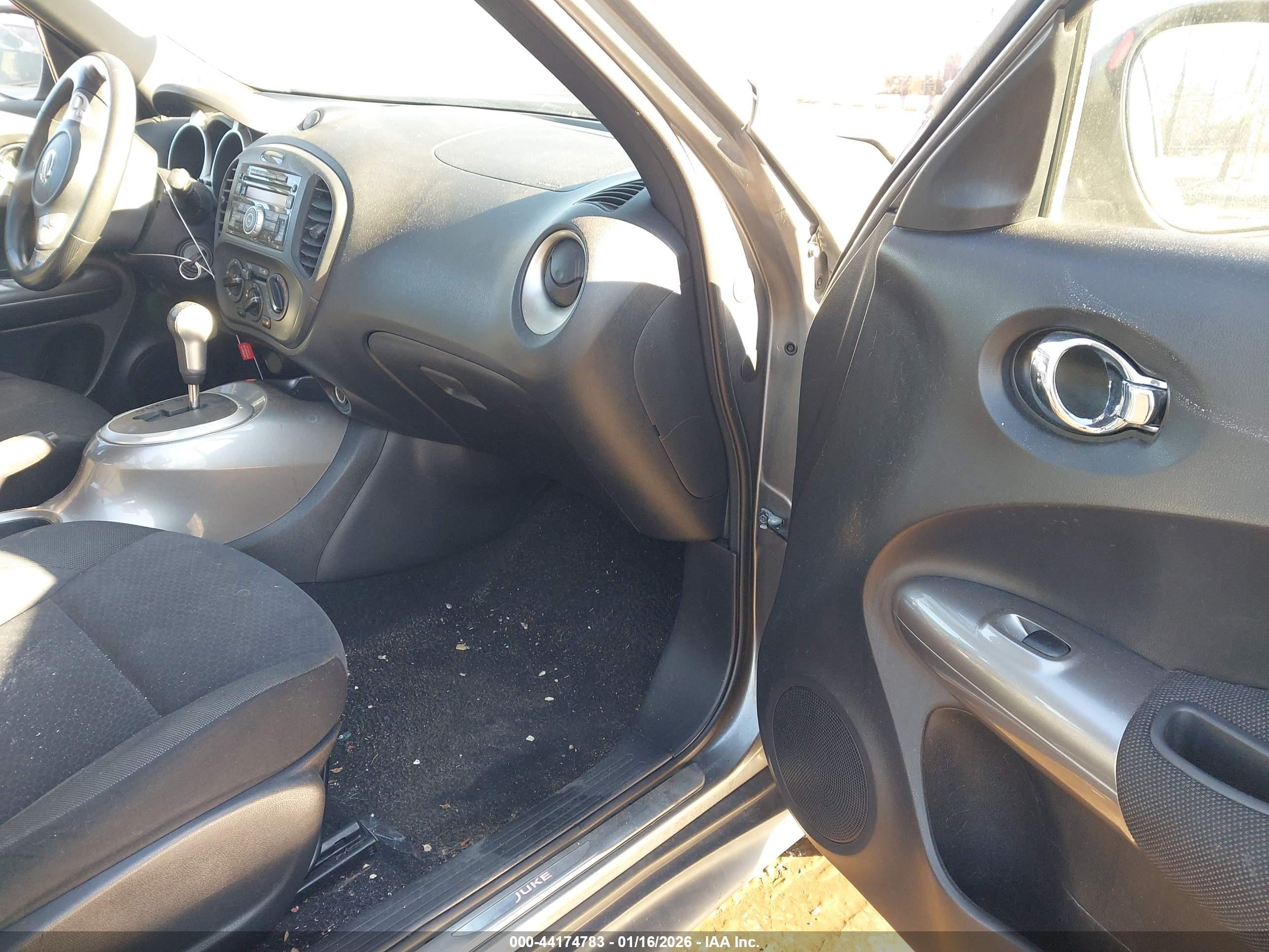 NISSAN JUKE image 5