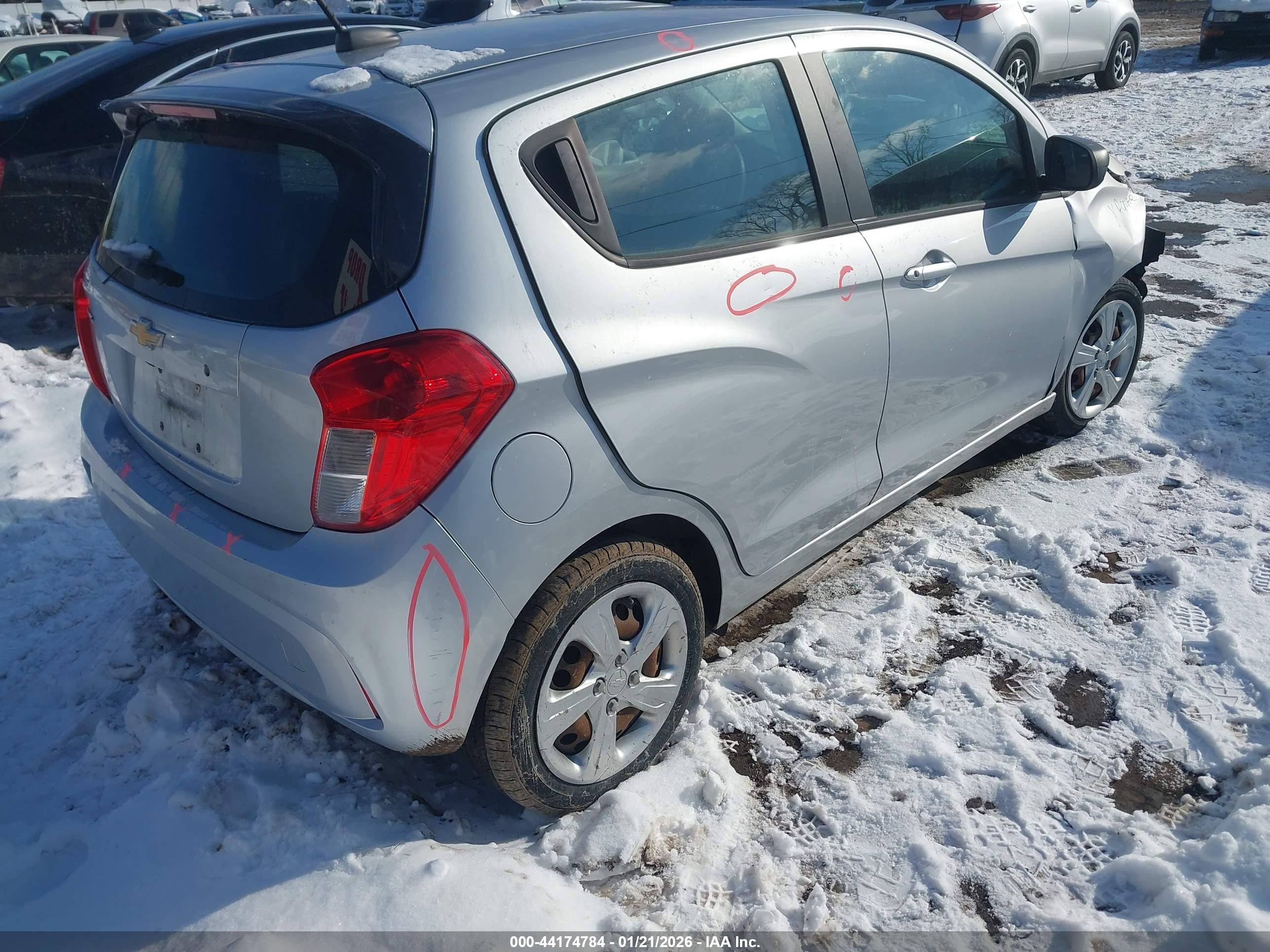 CHEVROLET SPARK image 4