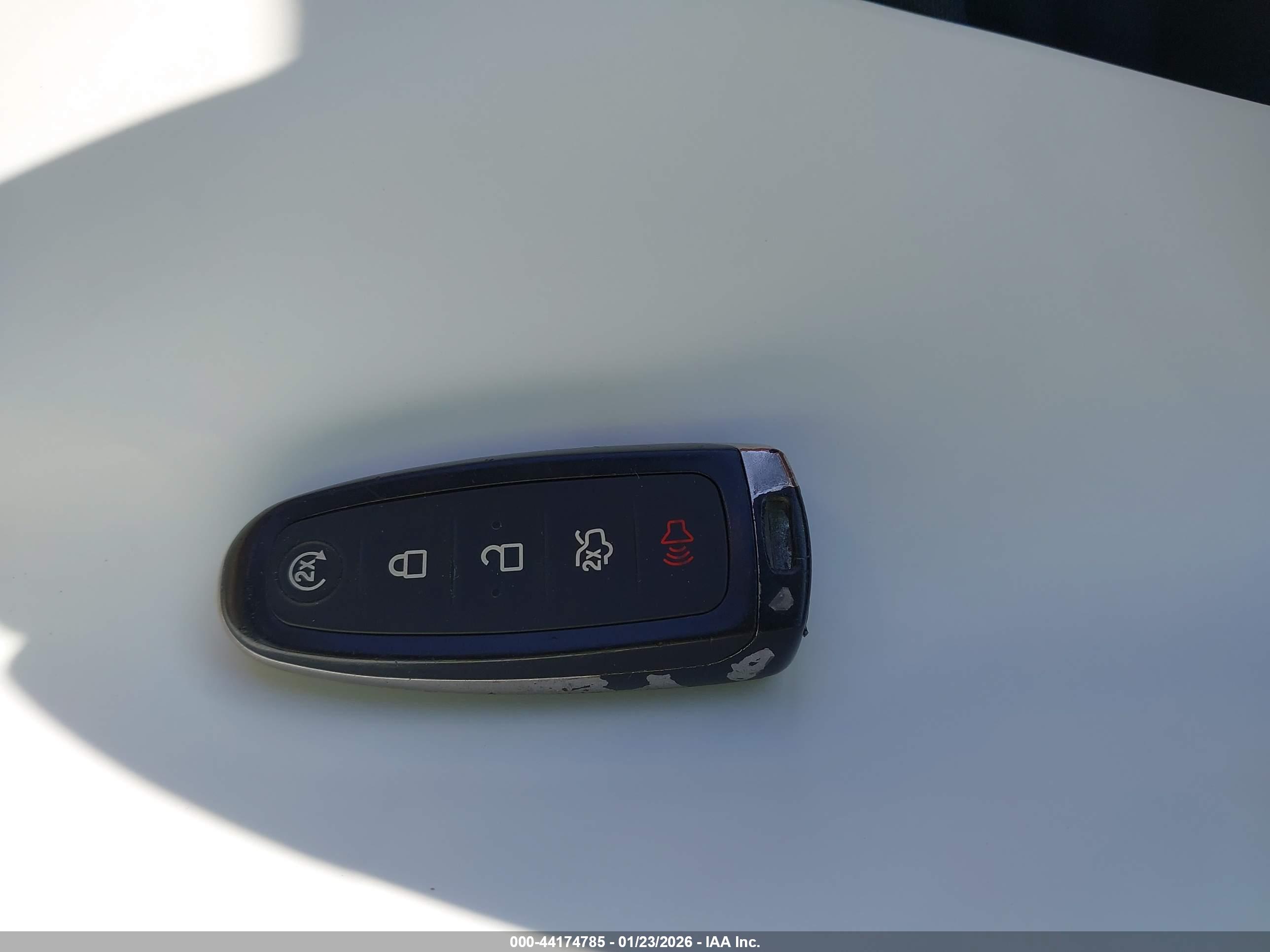 FORD EXPLORER image 11