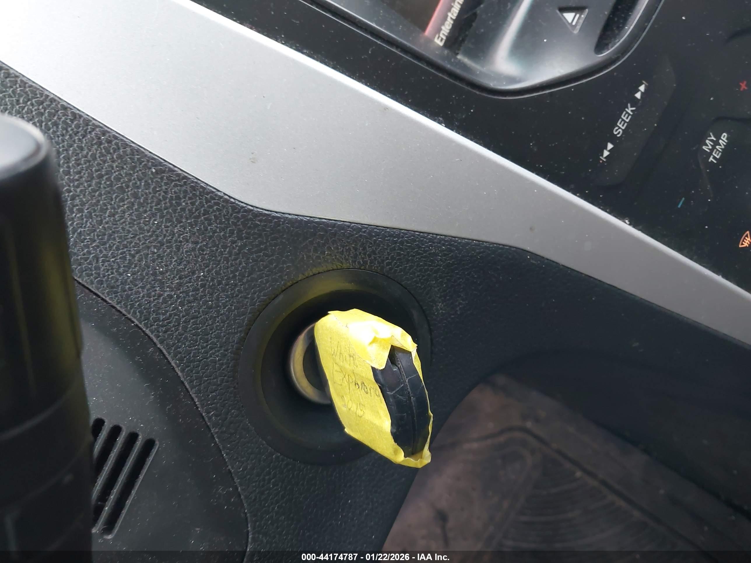 FORD EXPLORER image 11