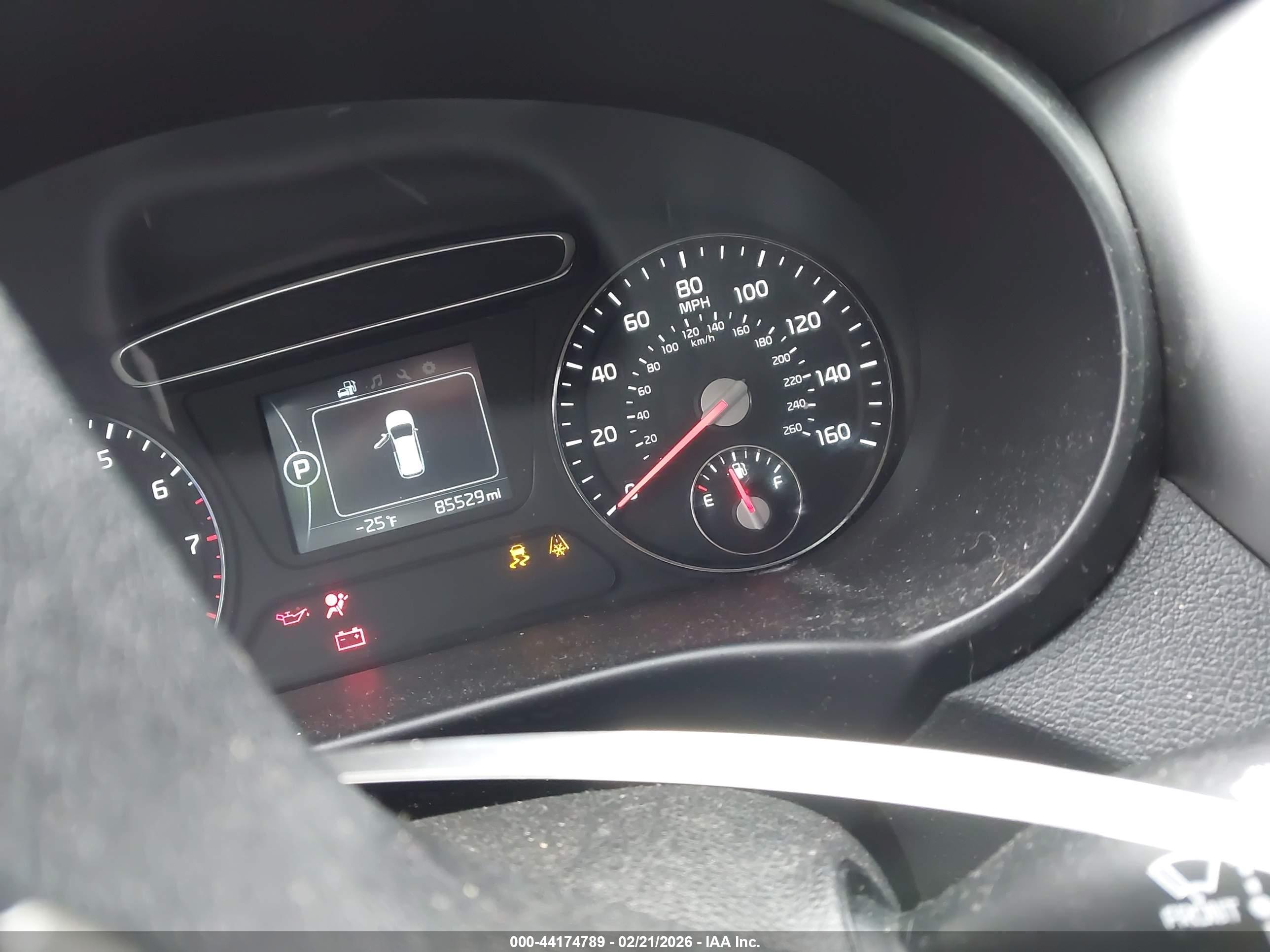 KIA SORENTO image 7