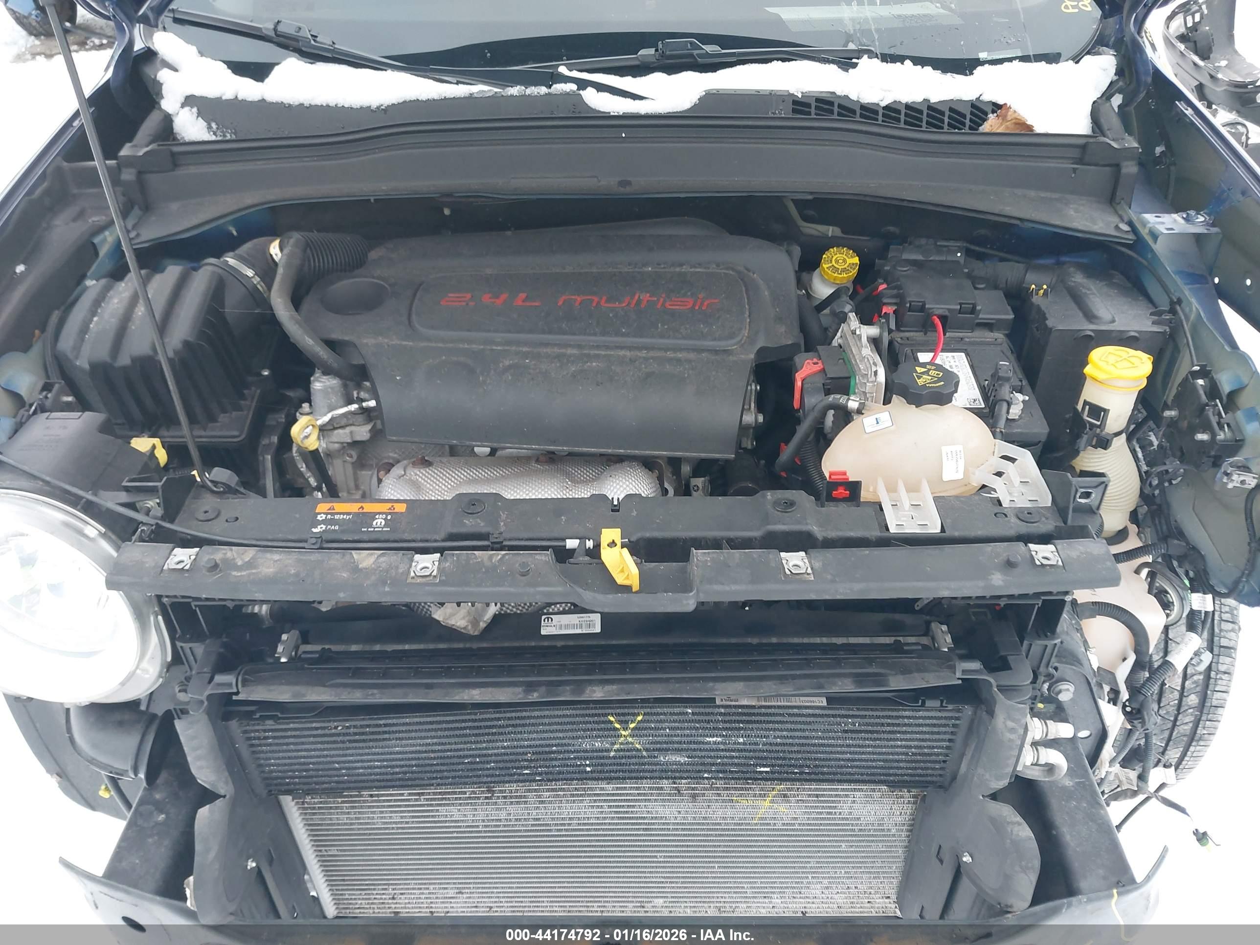 JEEP RENEGADE image 10