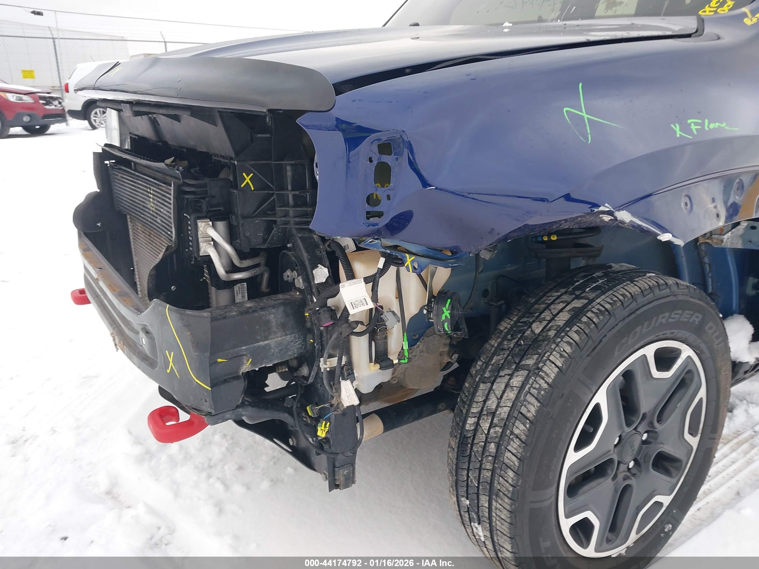 JEEP RENEGADE image 6