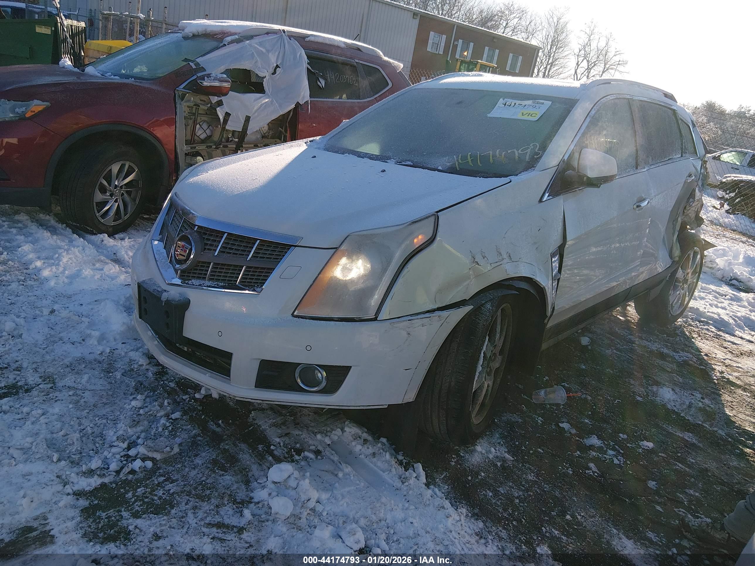 CADILLAC SRX image 2