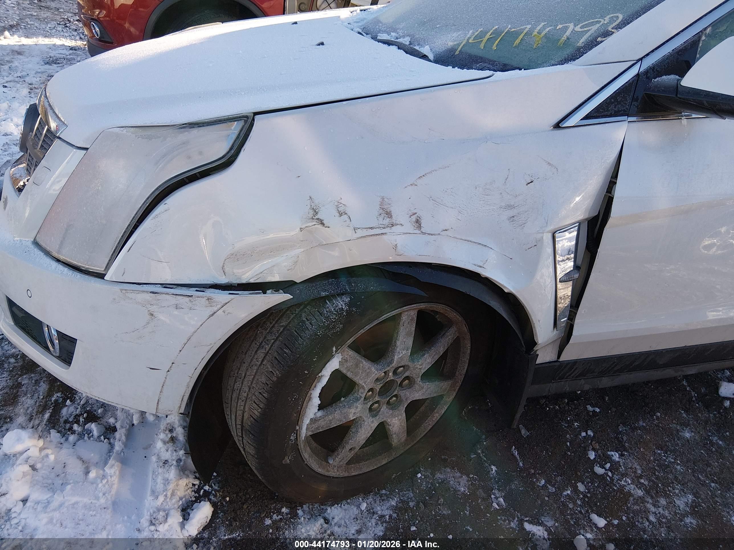CADILLAC SRX image 6