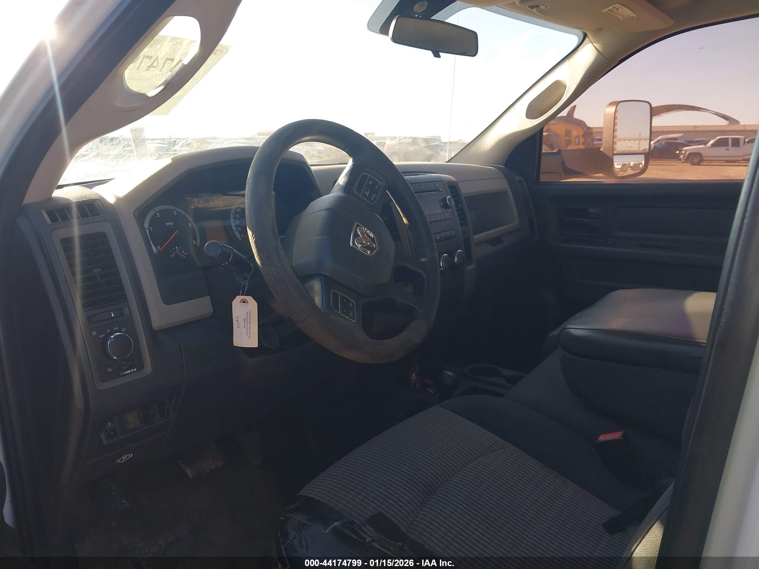 RAM 3500 image 8