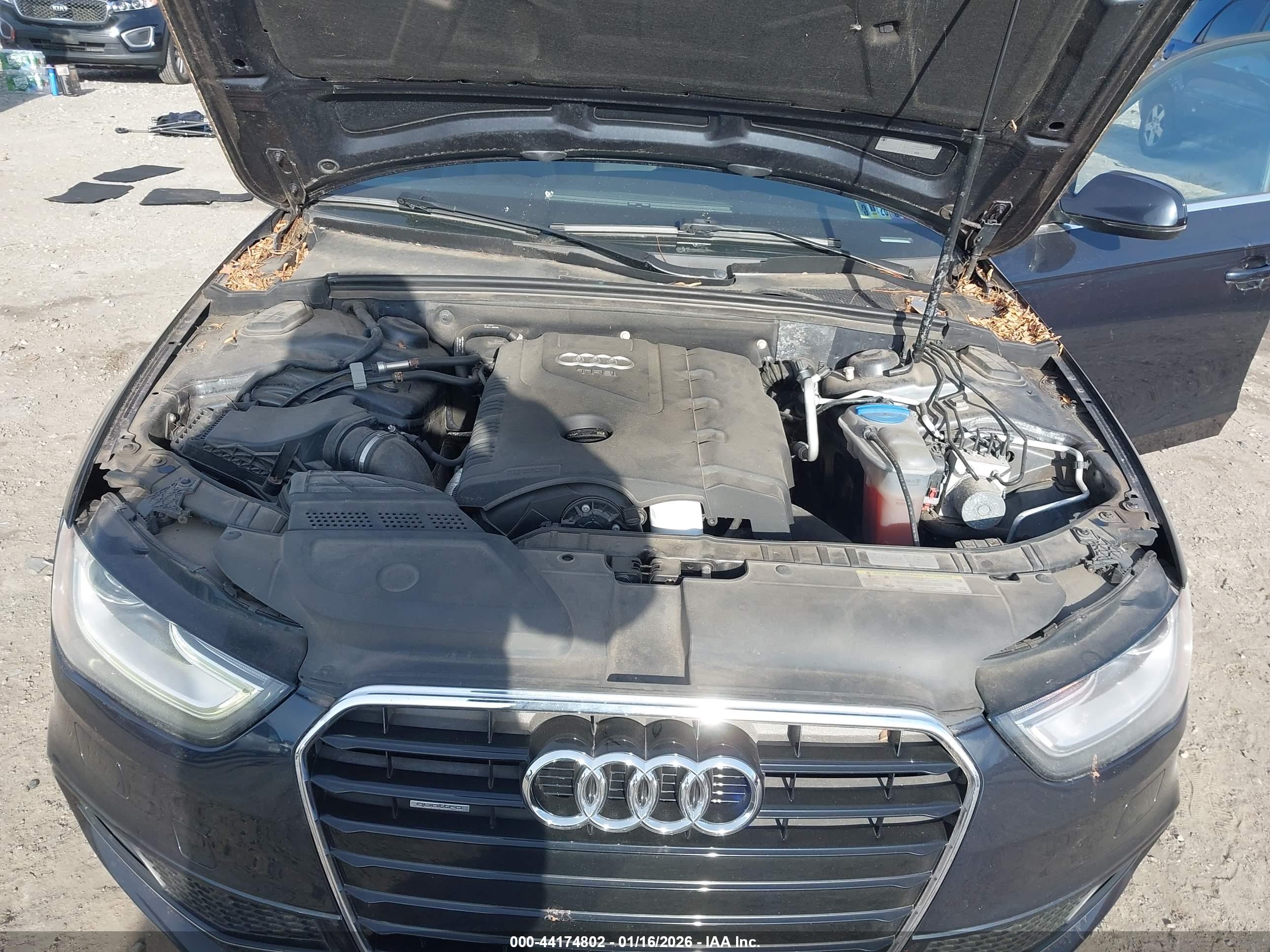 AUDI A4 image 10