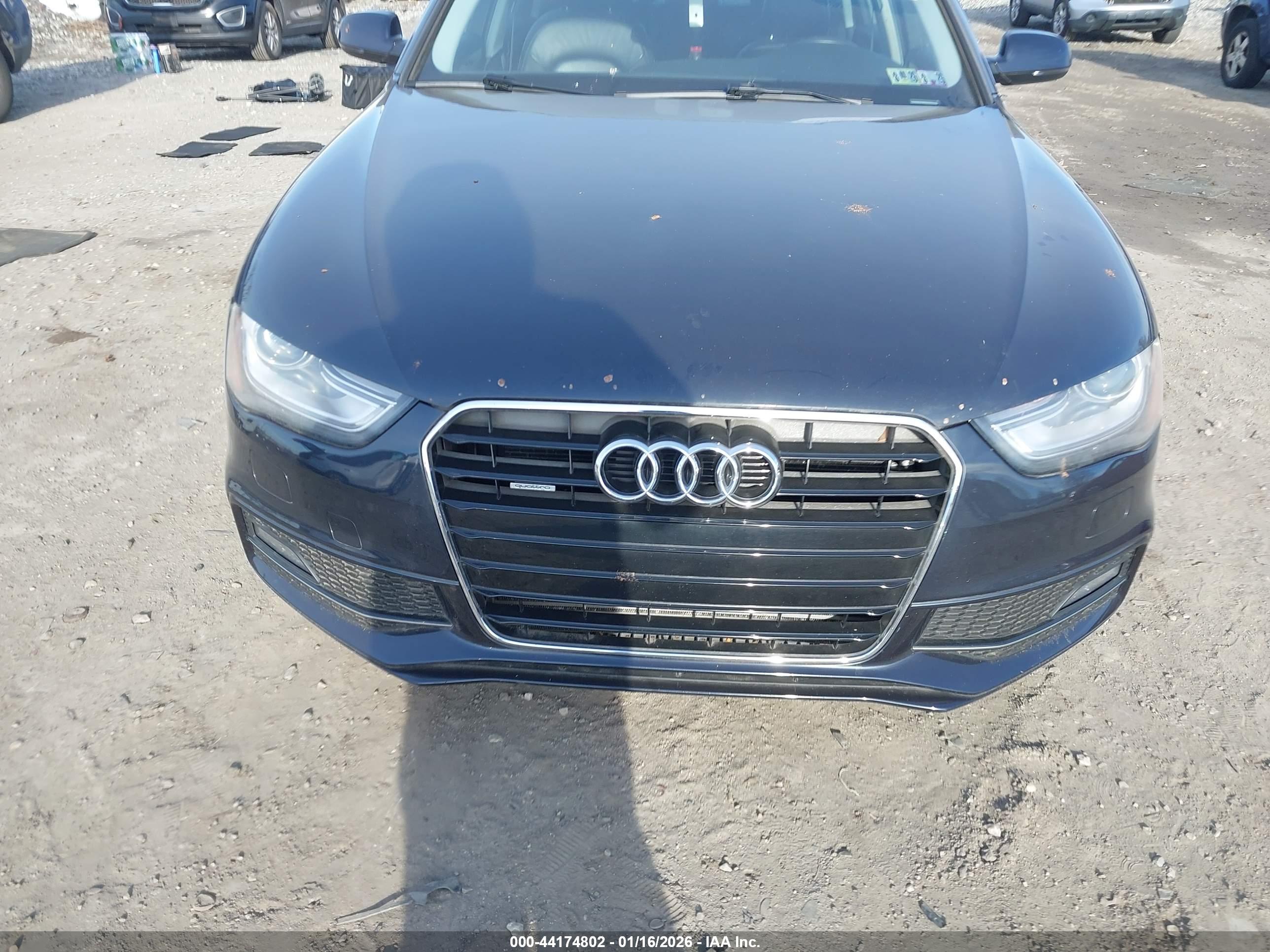 AUDI A4 image 6
