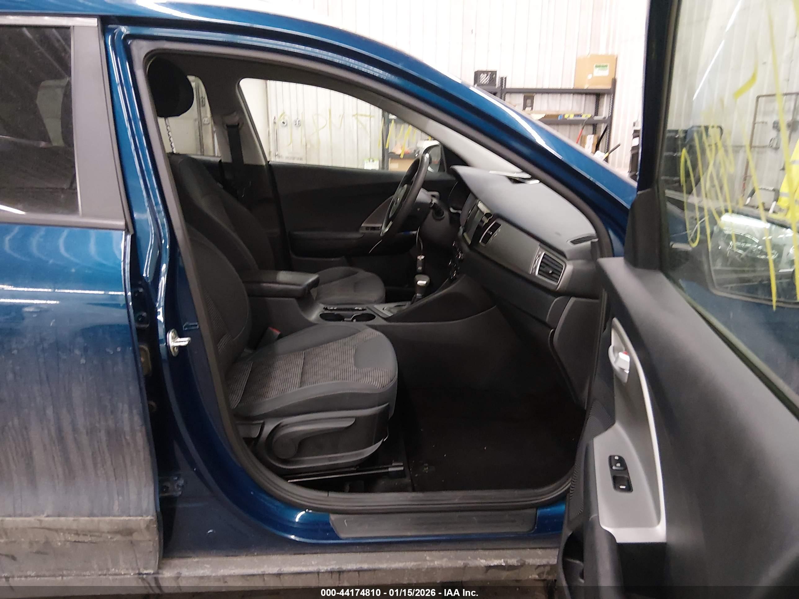 KIA NIRO image 5