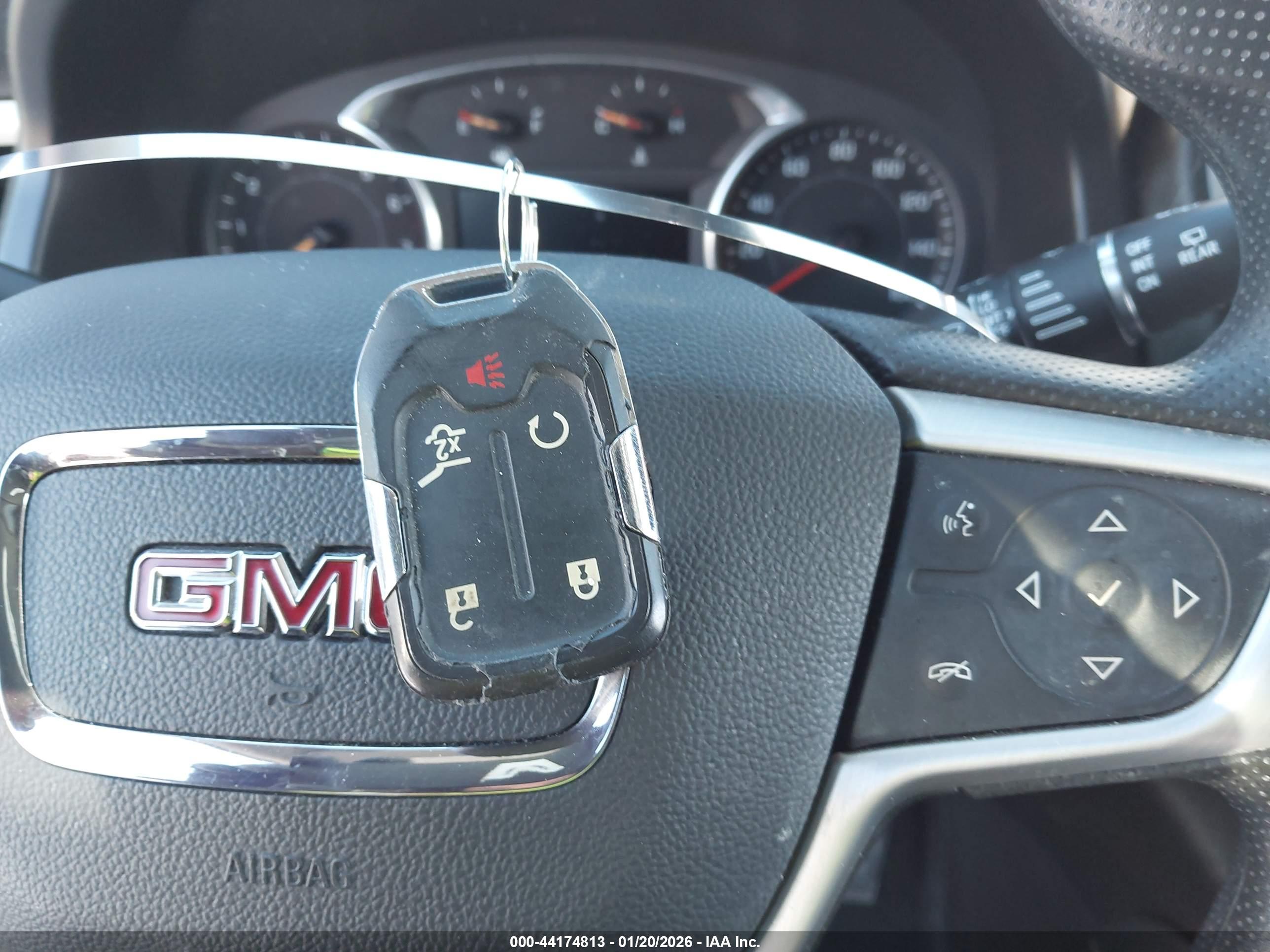 GMC ACADIA image 11