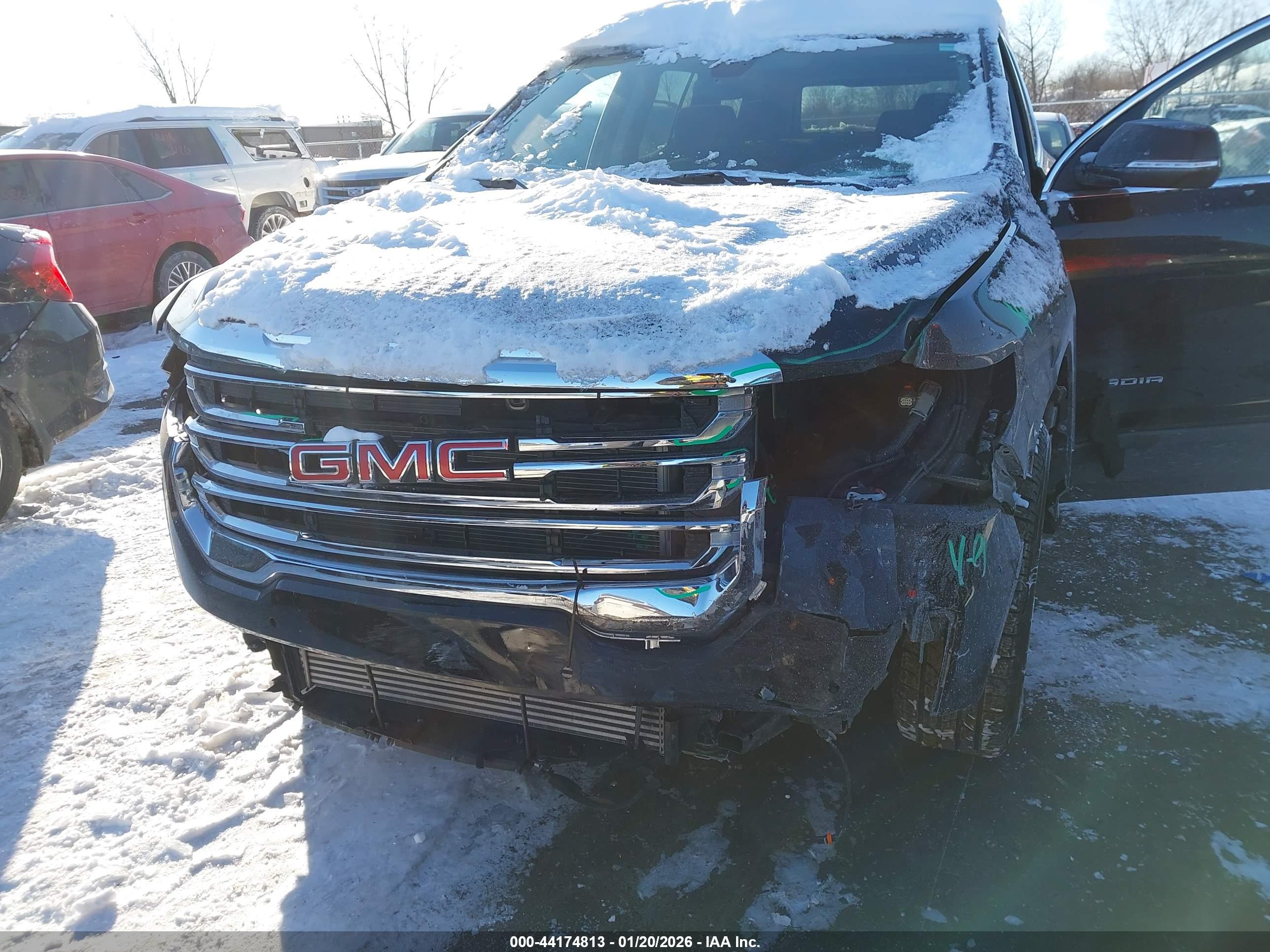 GMC ACADIA image 6