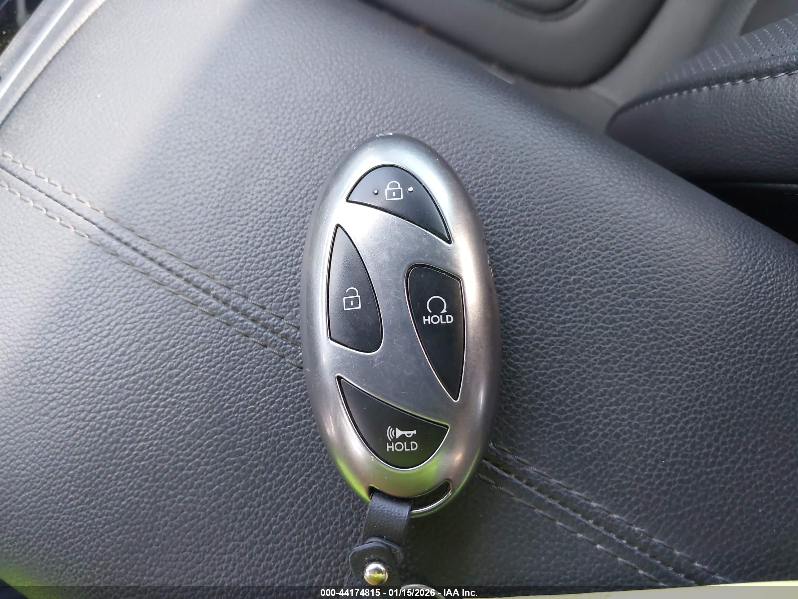 HYUNDAI SANTA image 11