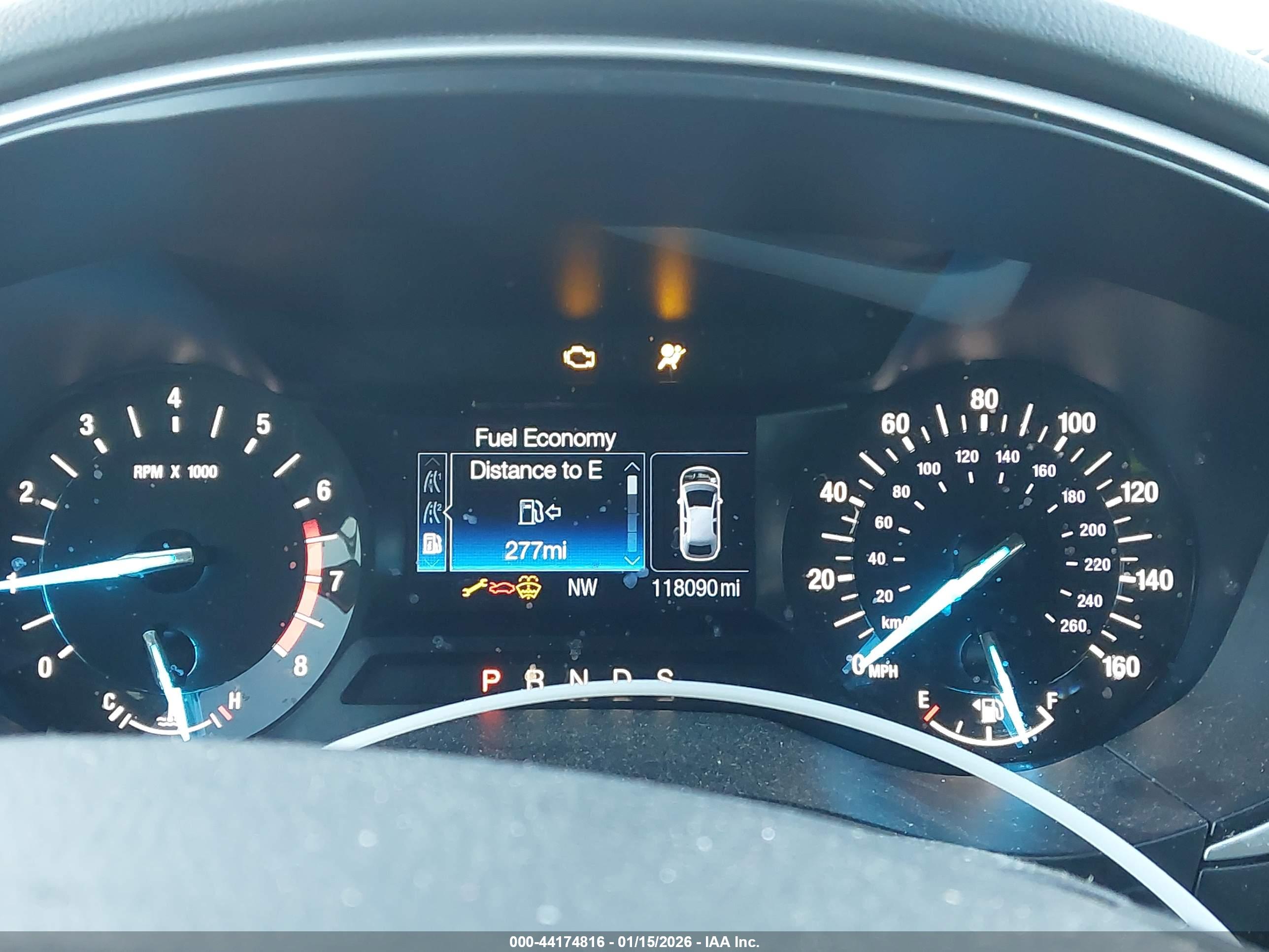 FORD FUSION image 7