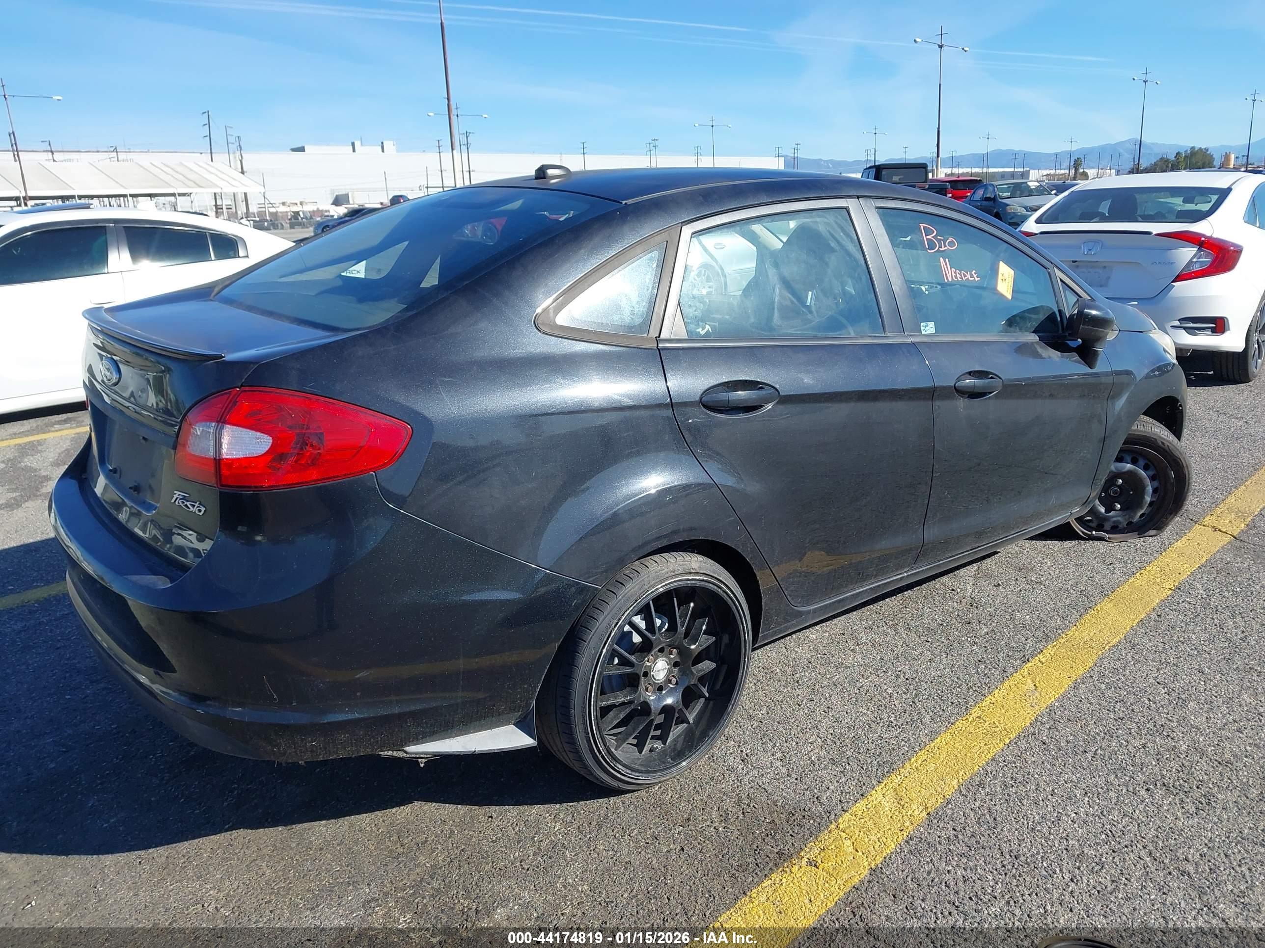 FORD FIESTA image 4