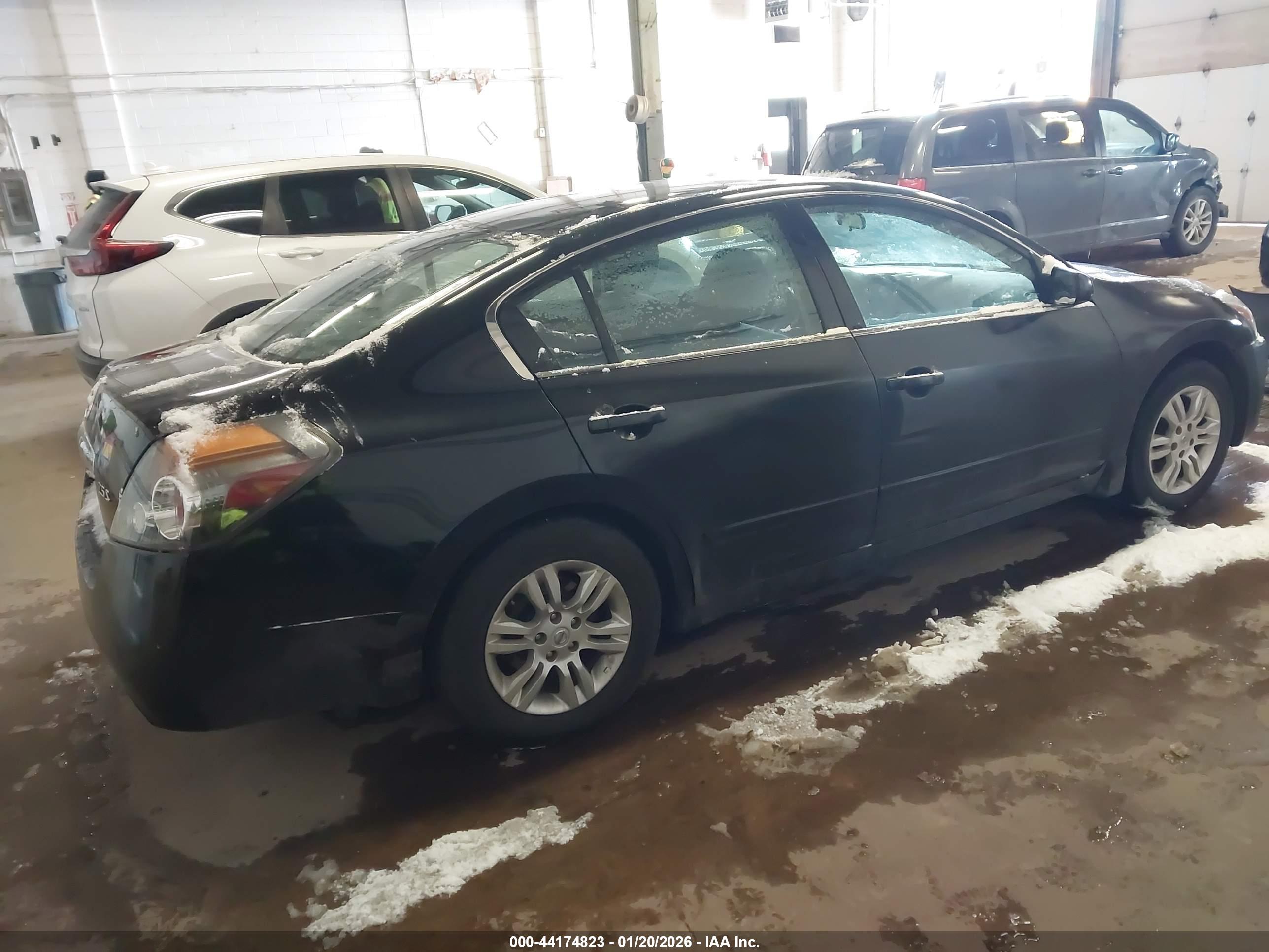 NISSAN ALTIMA image 4