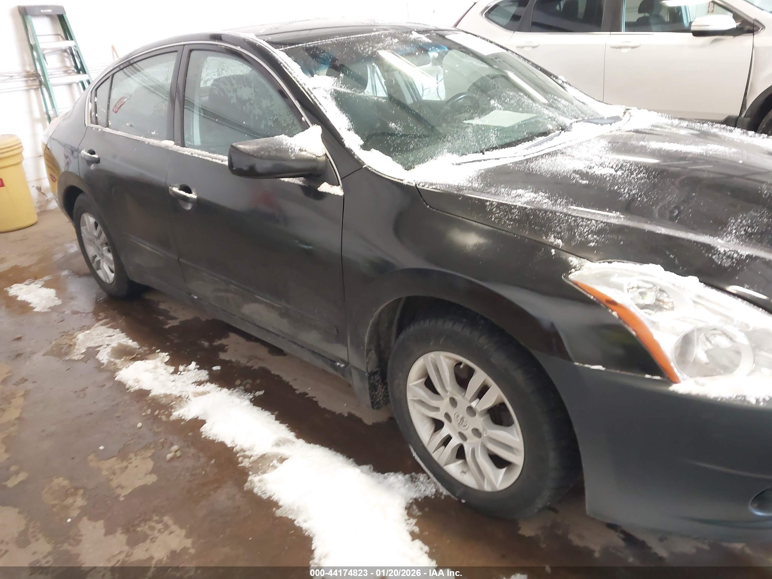 NISSAN ALTIMA image 6