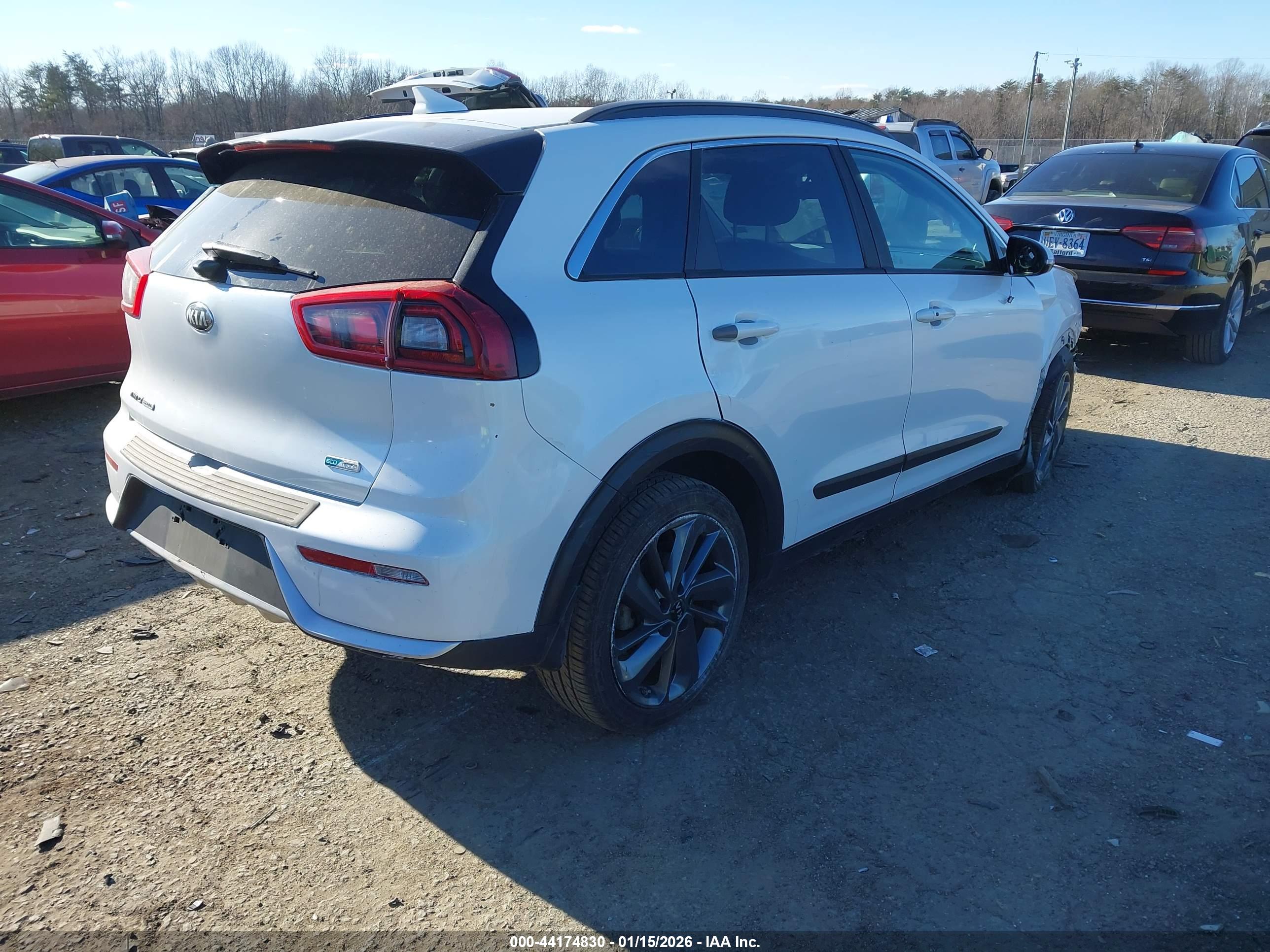 KIA NIRO image 4