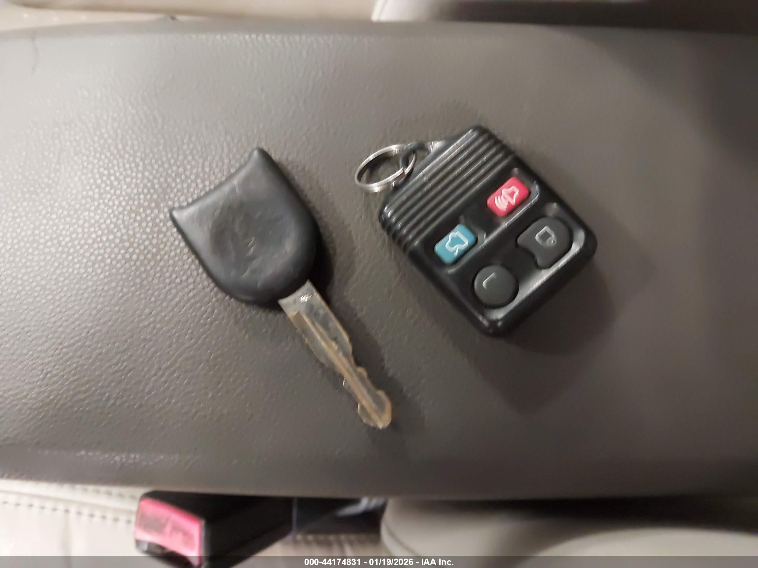 FORD FOCUS image 11