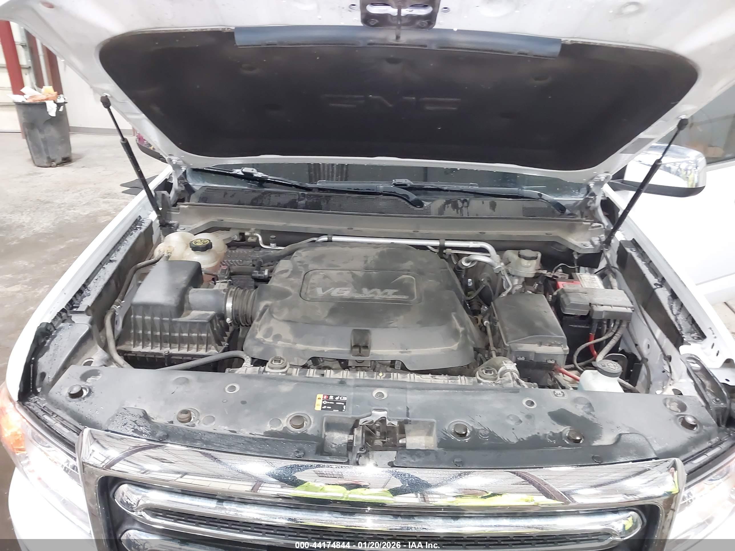 GMC CANYON image 10