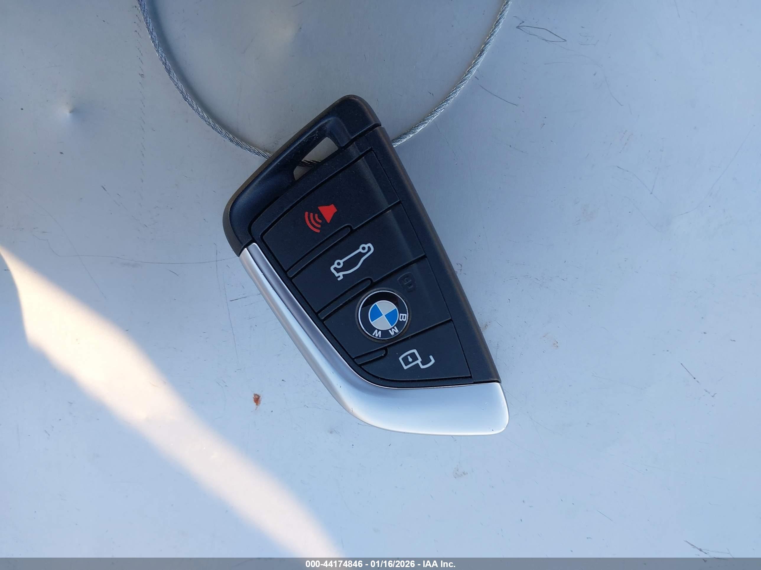 BMW 330I image 11