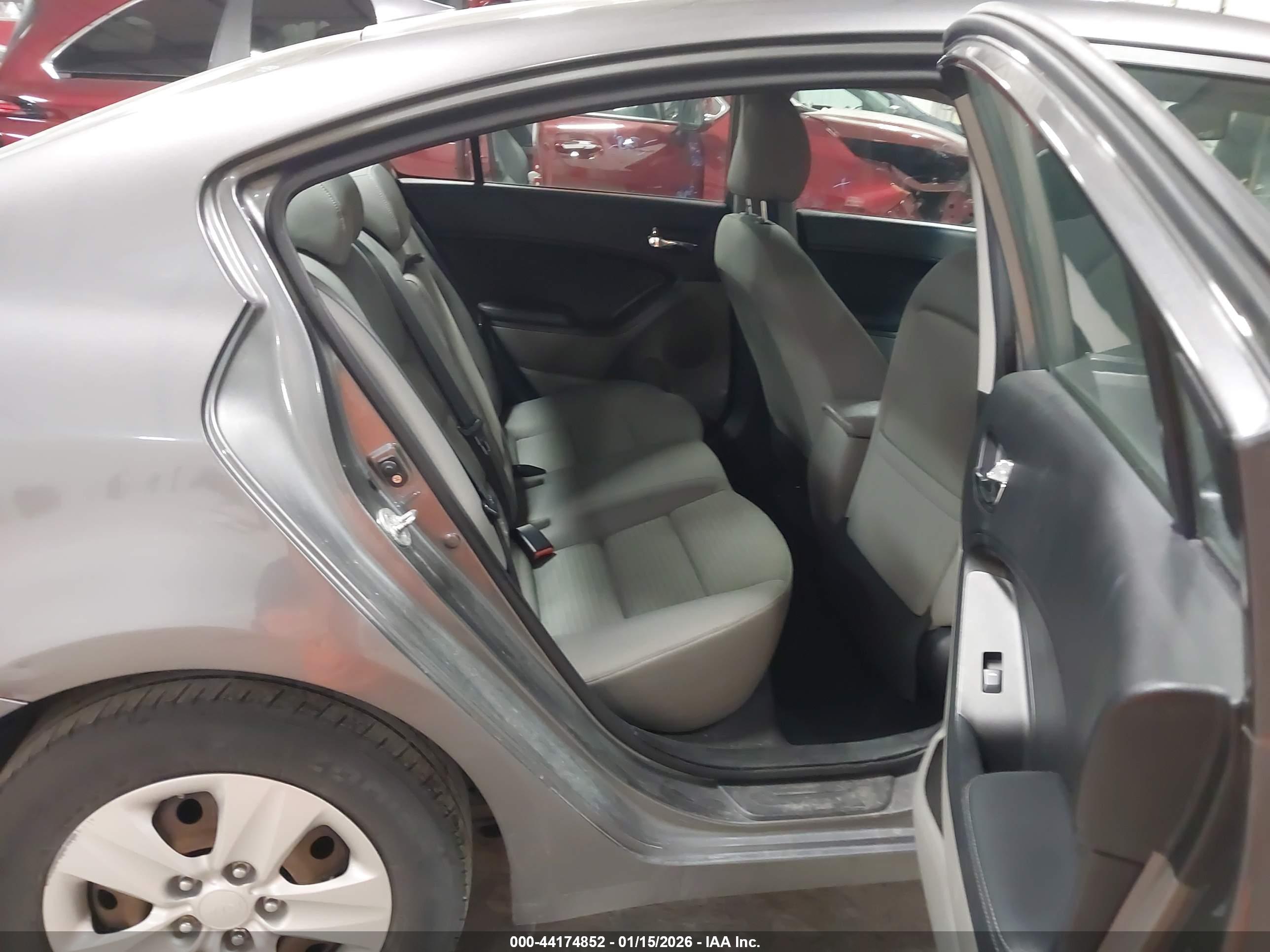 KIA FORTE image 8