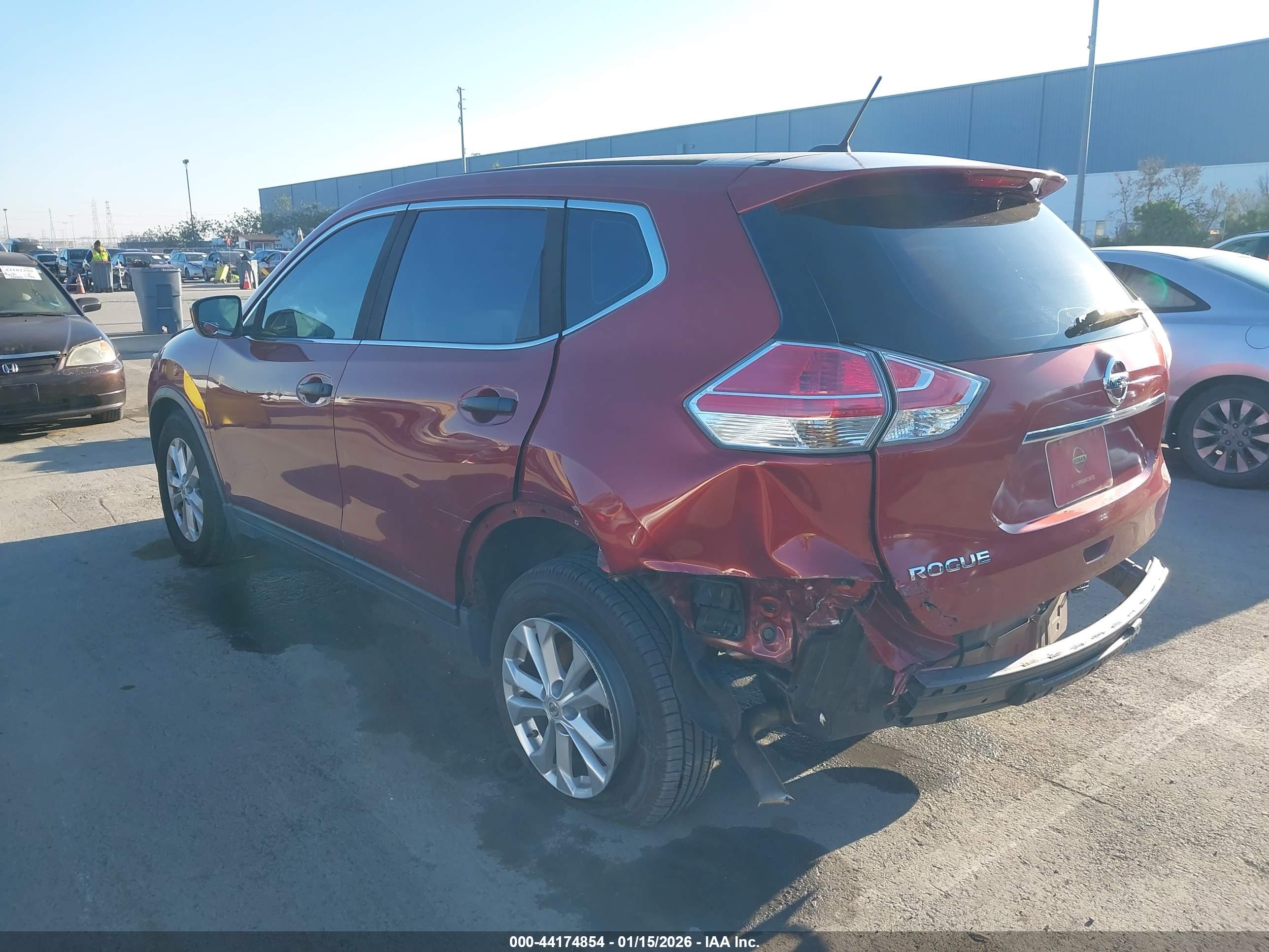 NISSAN ROGUE image 3