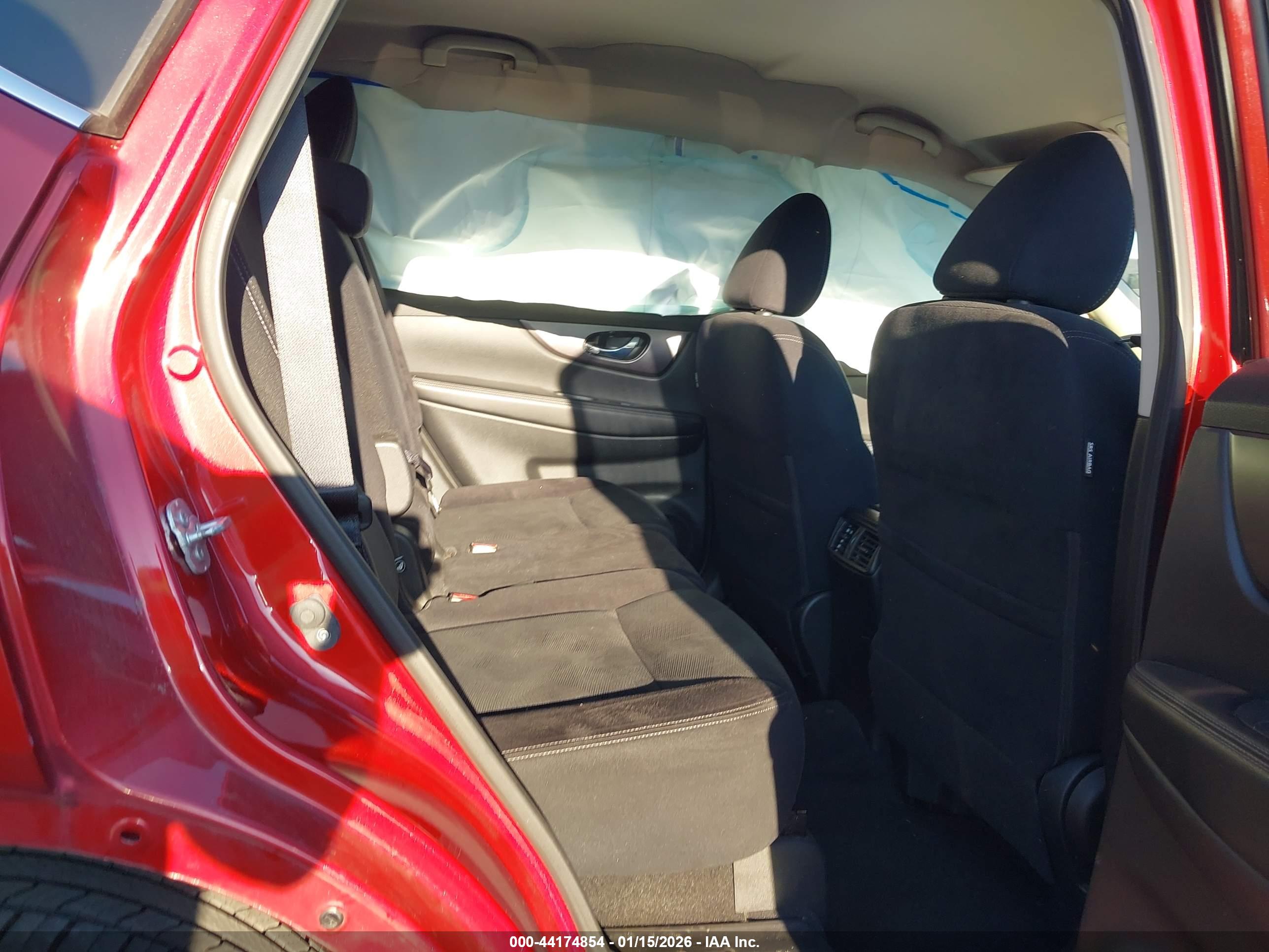 NISSAN ROGUE image 8