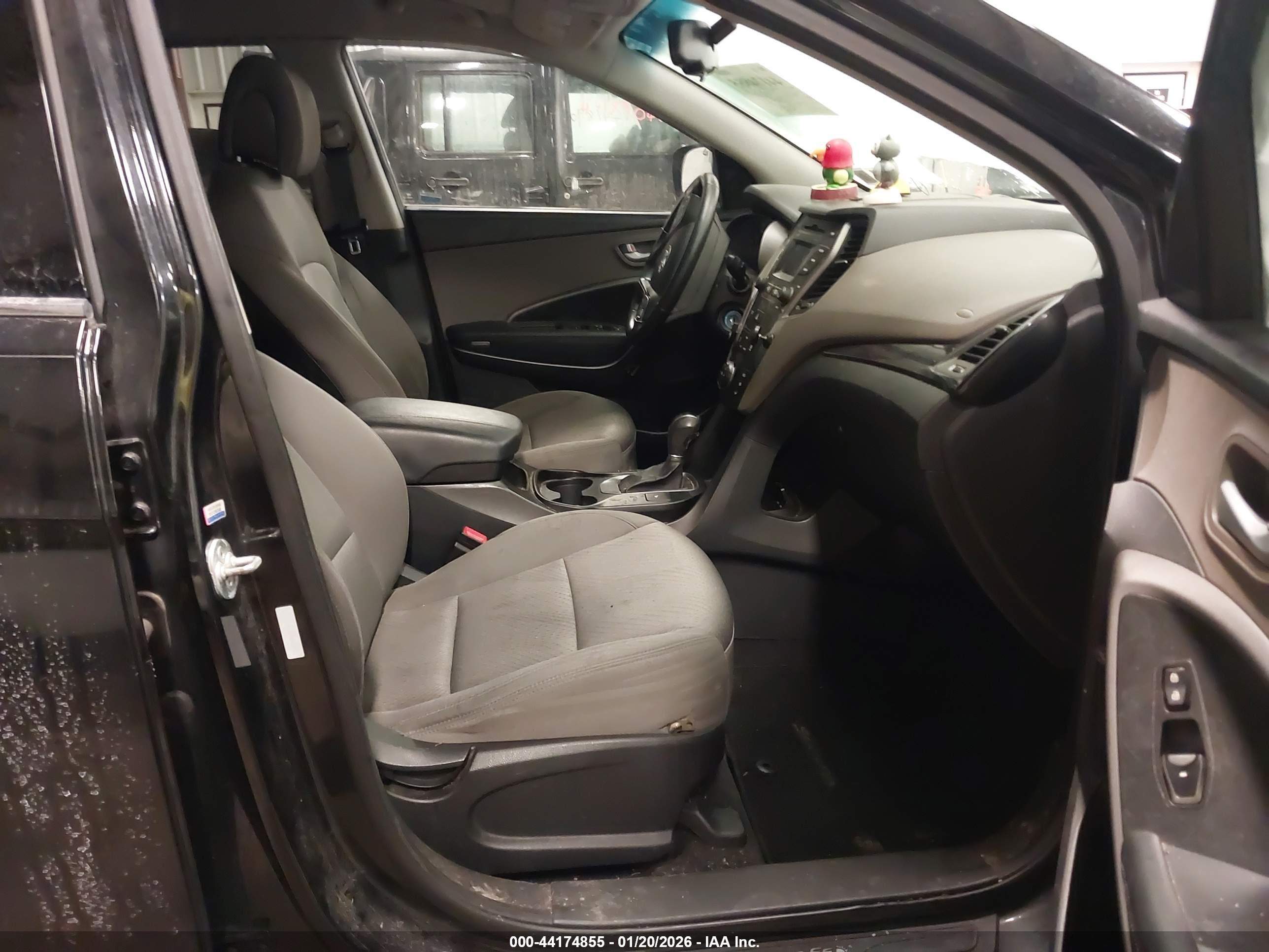 HYUNDAI SANTA image 5
