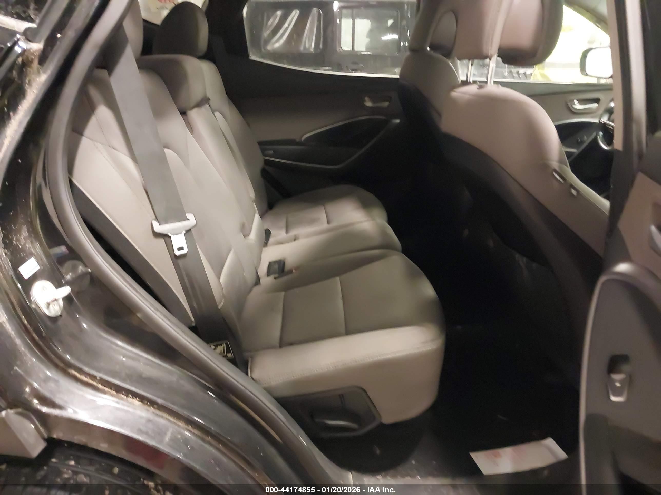 HYUNDAI SANTA image 8