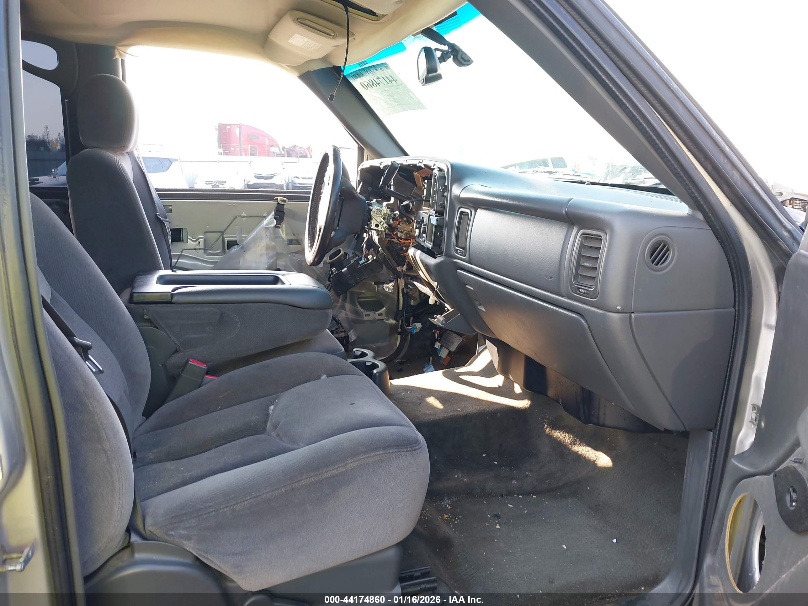 GMC SIERRA image 5