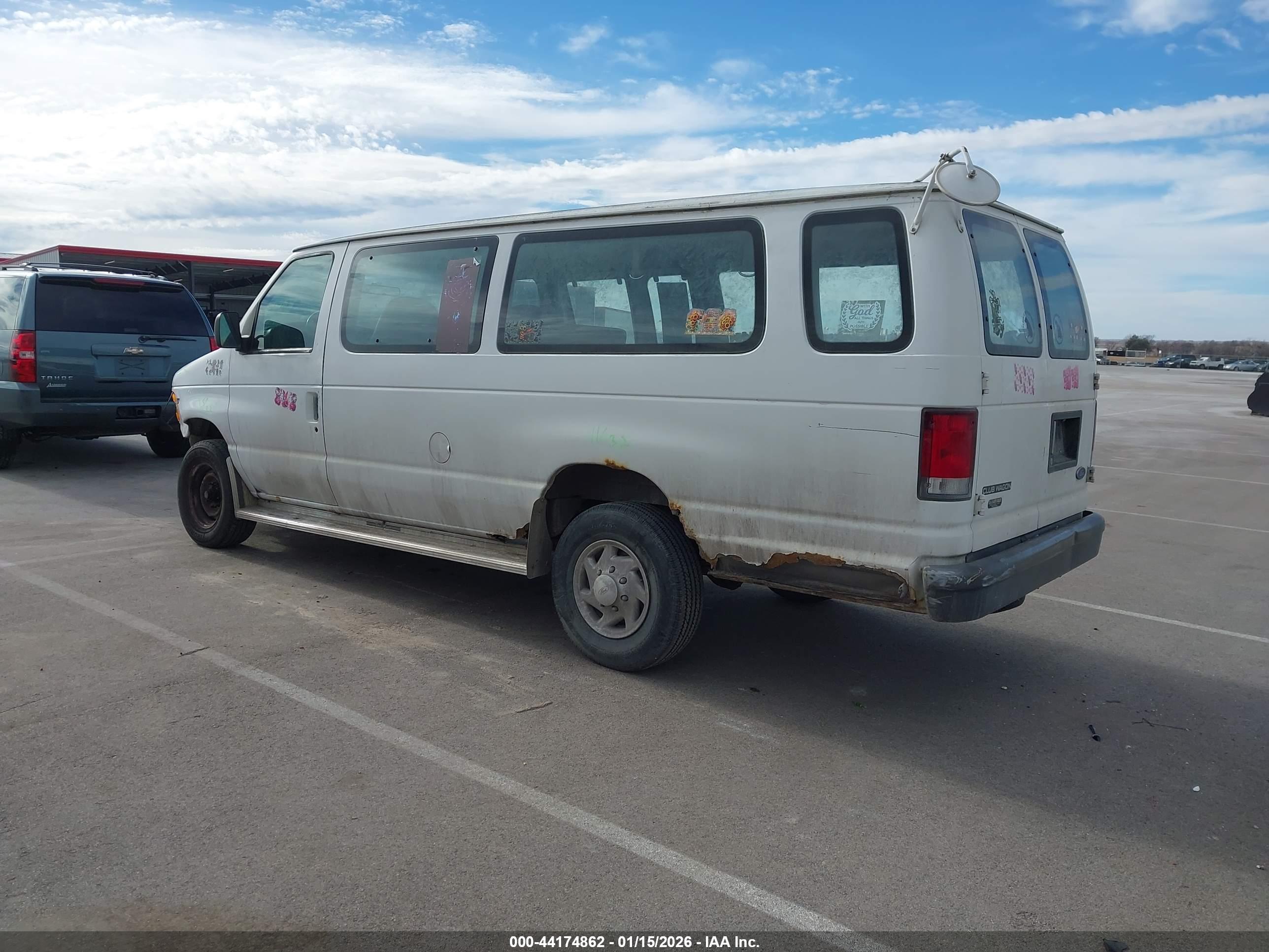 FORD CLUB image 3