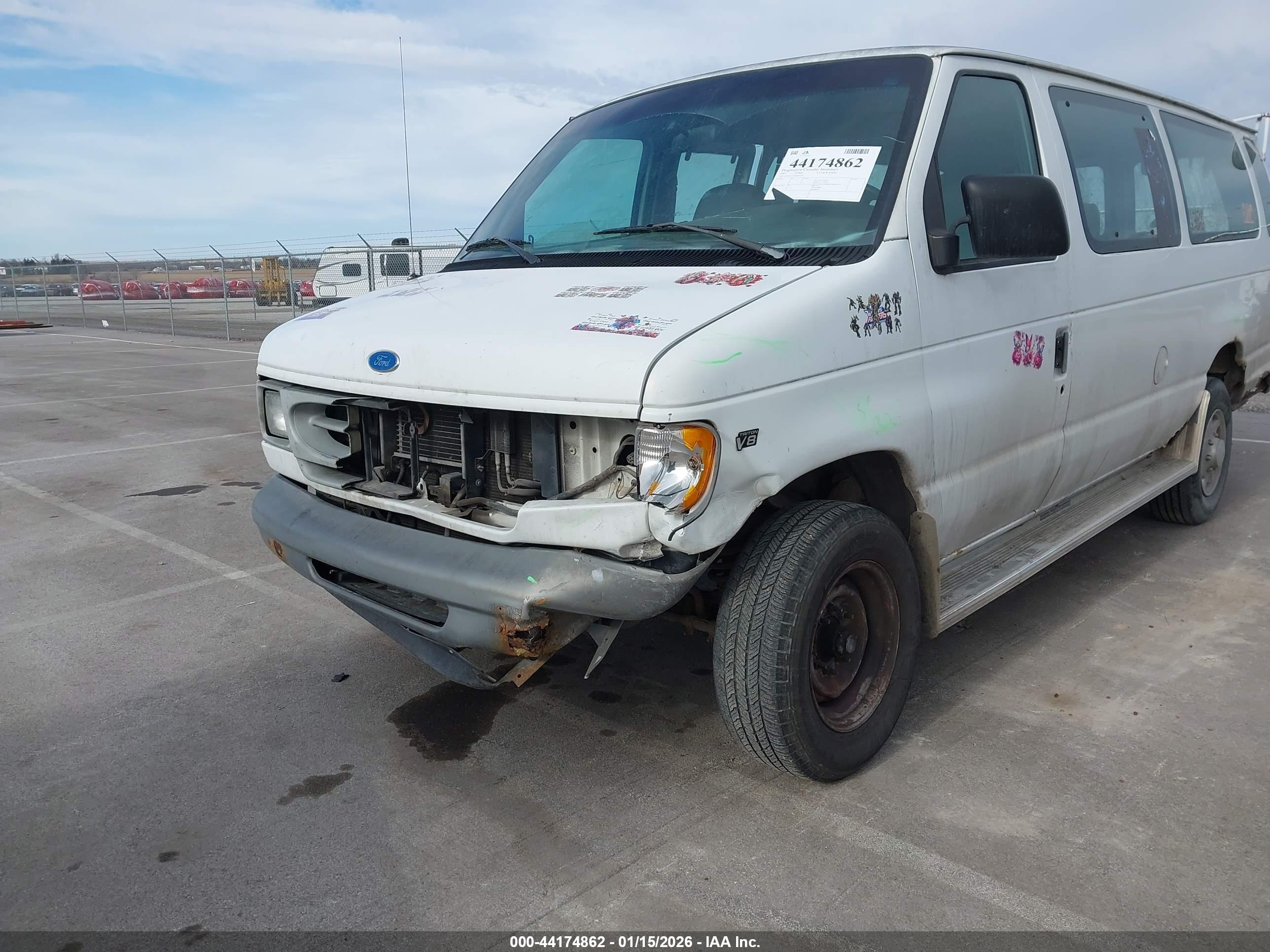 FORD CLUB image 6