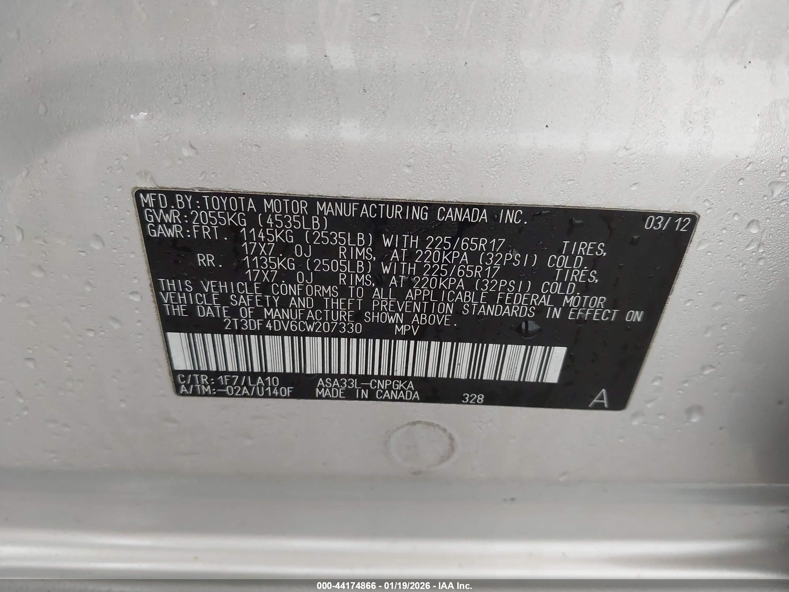 TOYOTA RAV4 image 9