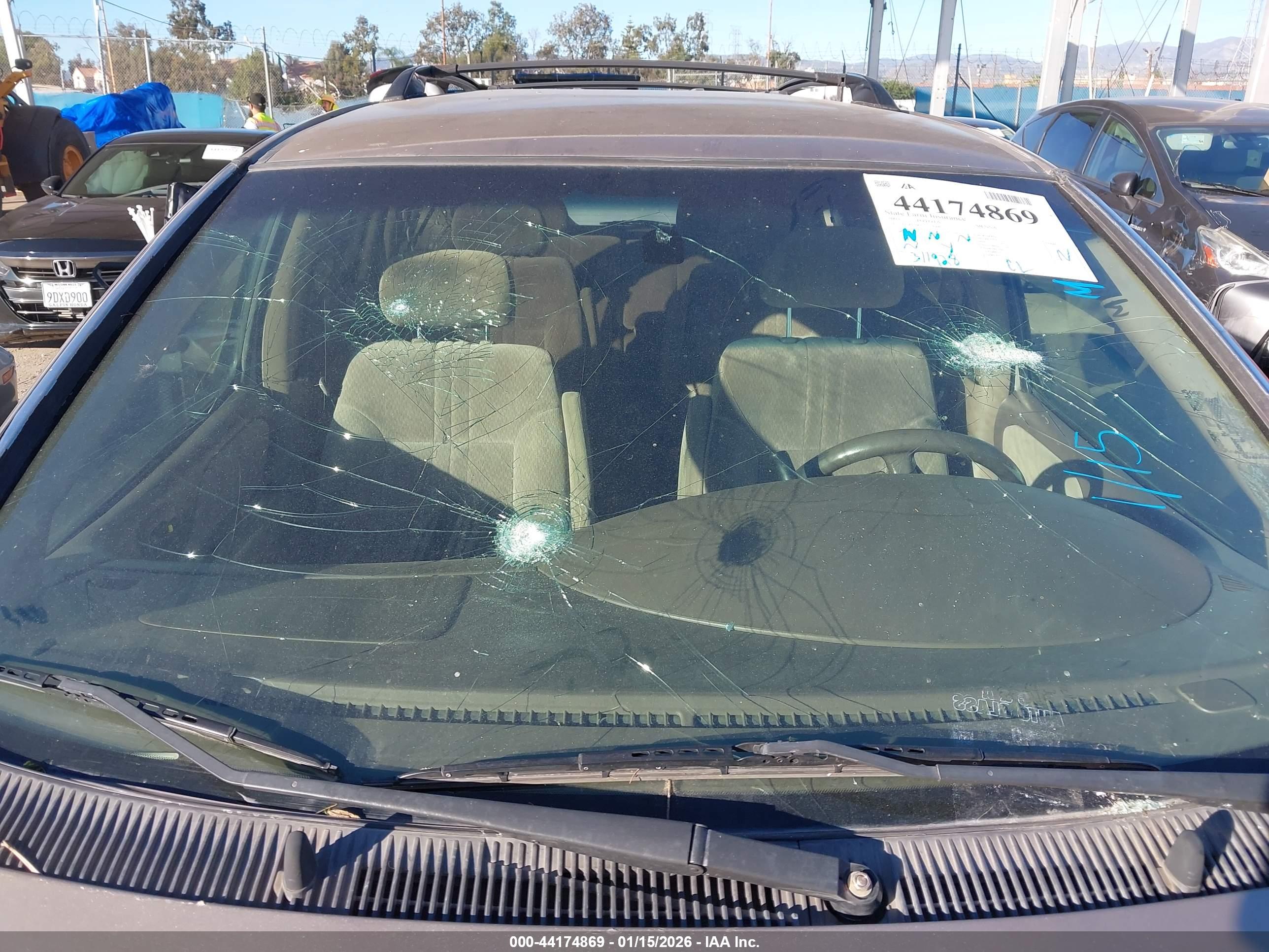 TOYOTA SIENNA image 6
