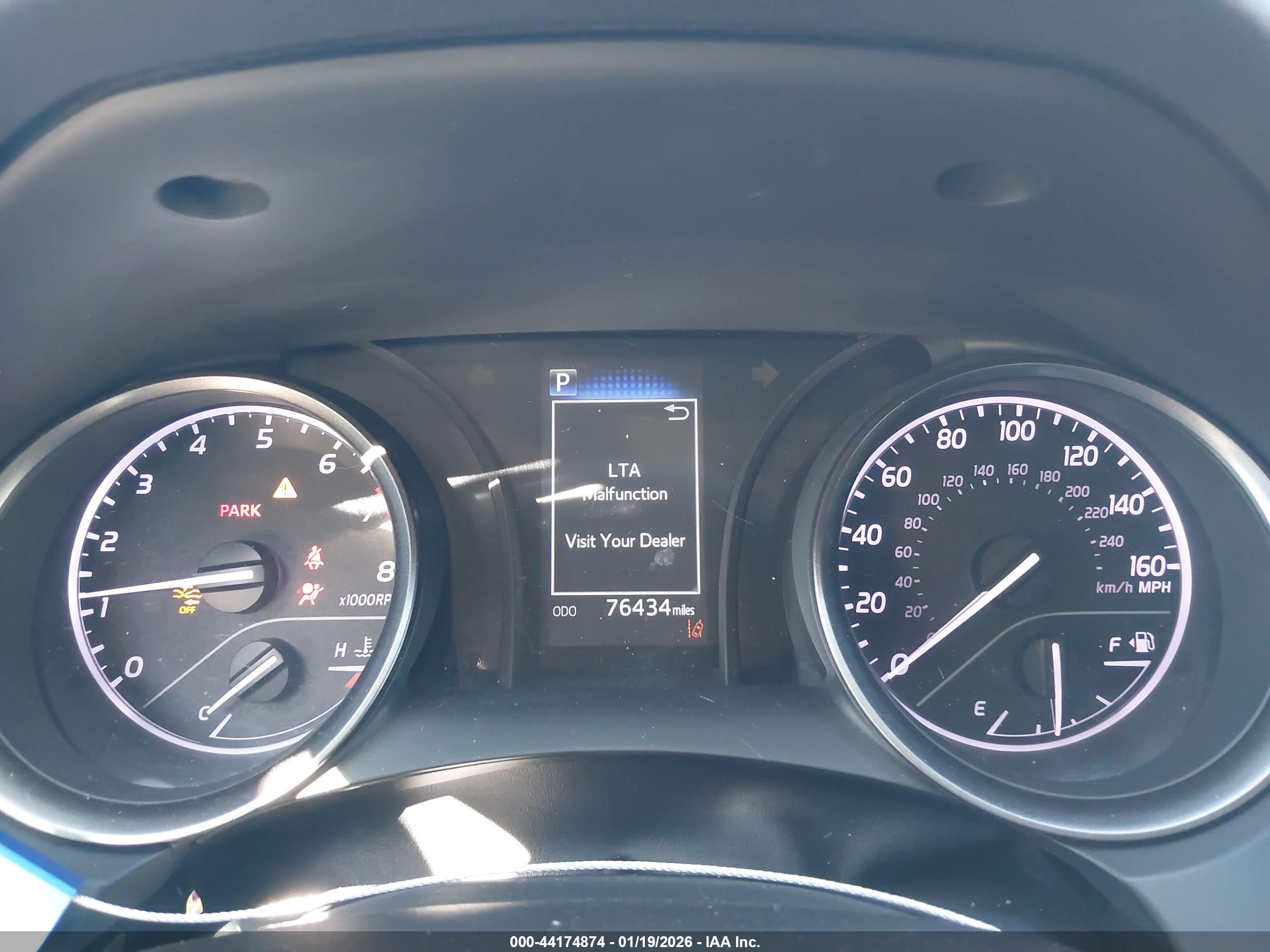 TOYOTA CAMRY image 7