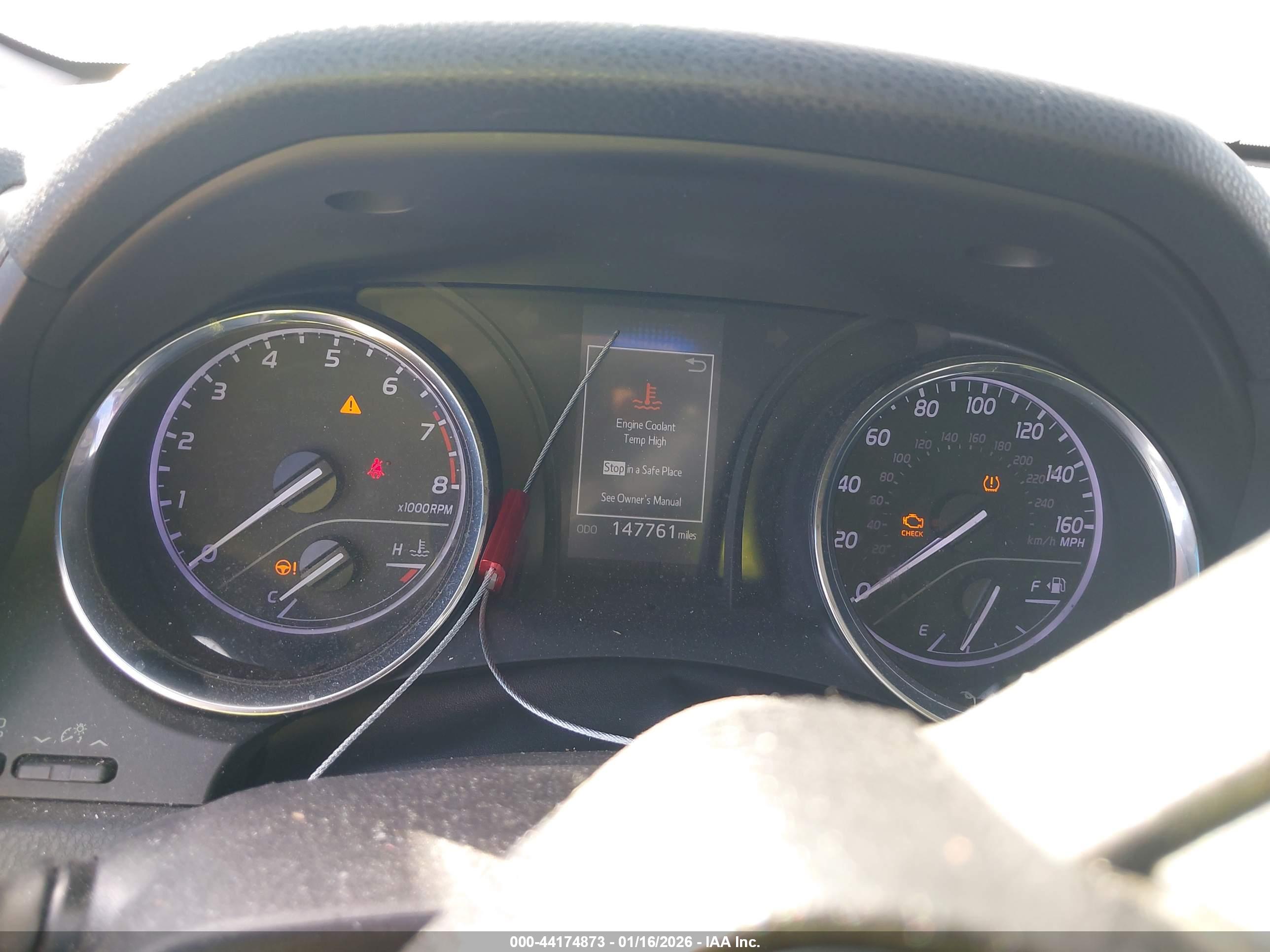 TOYOTA CAMRY image 7