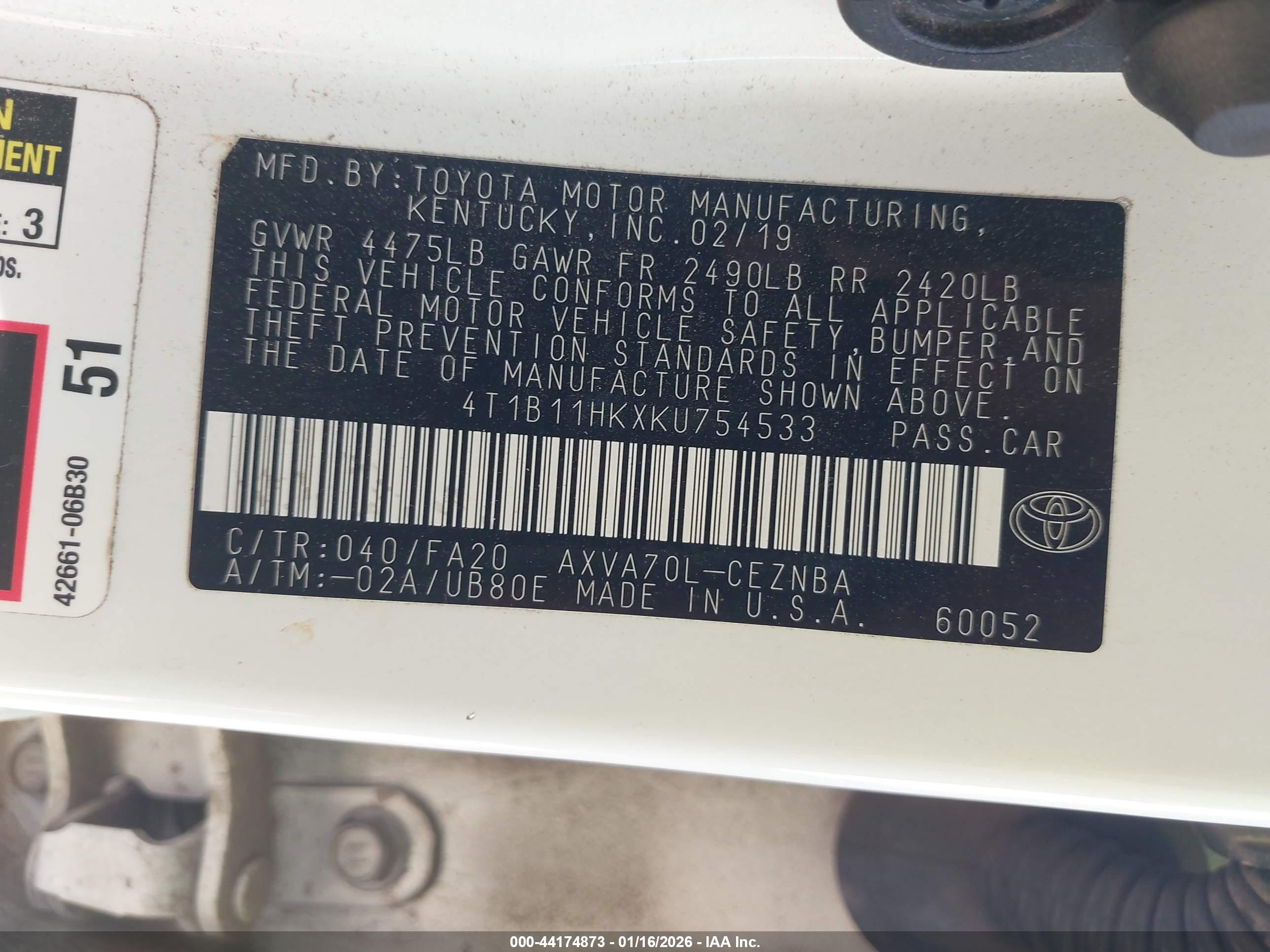 TOYOTA CAMRY image 9